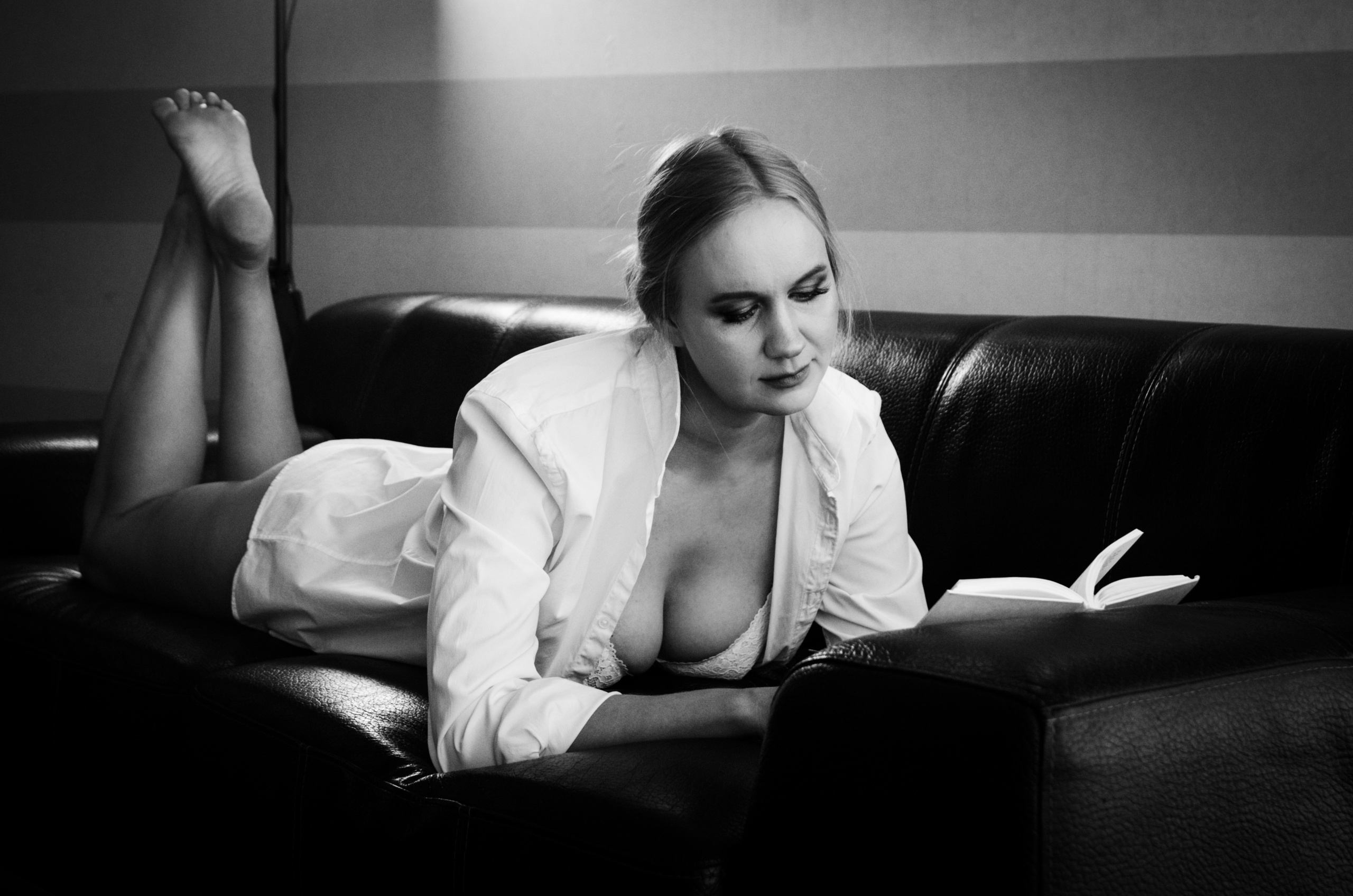 Будуарная фотосессия для Алины. Будуарный и портретный фотограф в Ростове-на-Дону Нина Чубарьян