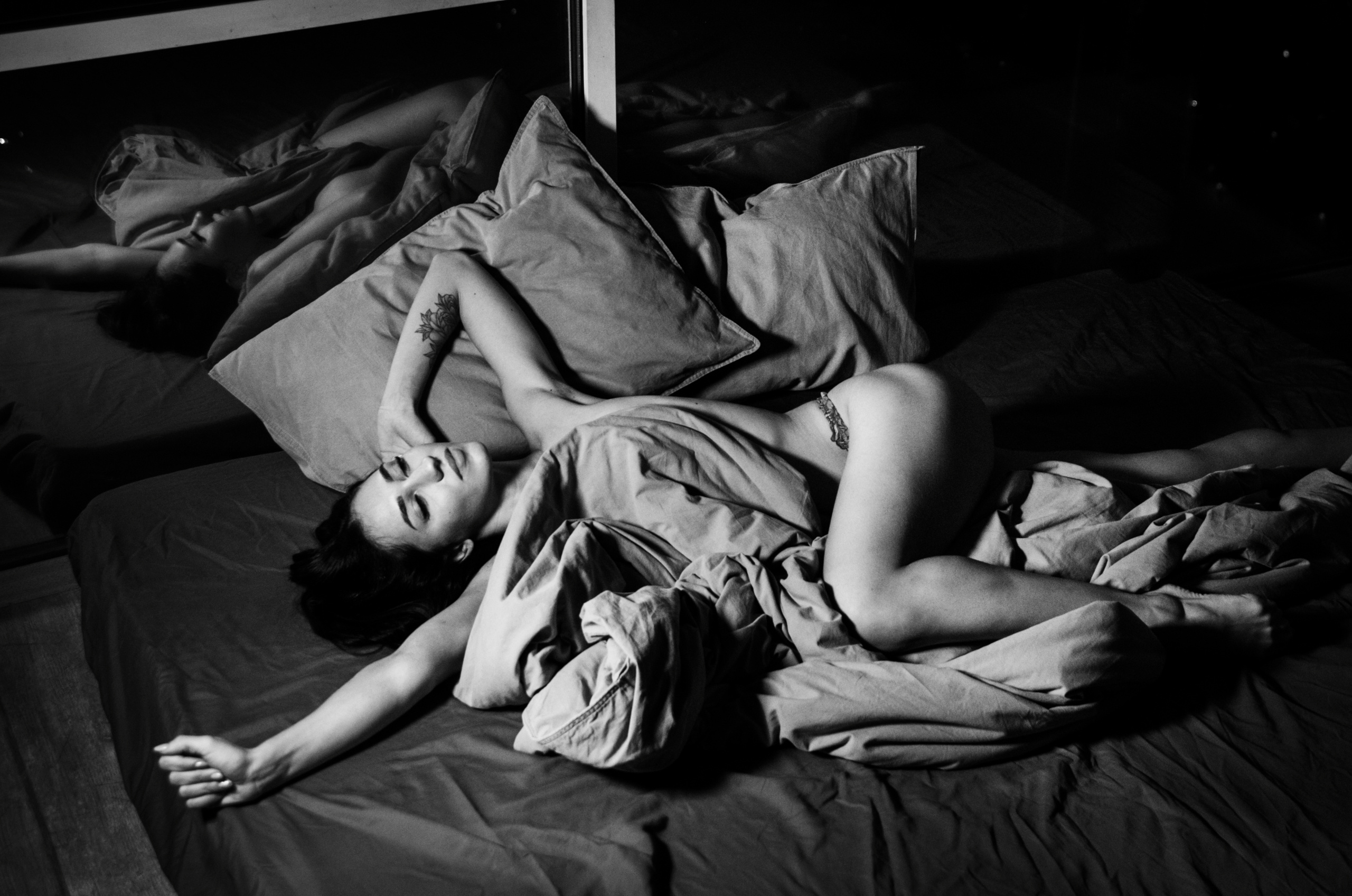 Эротическая фотосессия для Вики. Будуарный и портретный фотограф в Ростове-на-Дону Нина Чубарьян