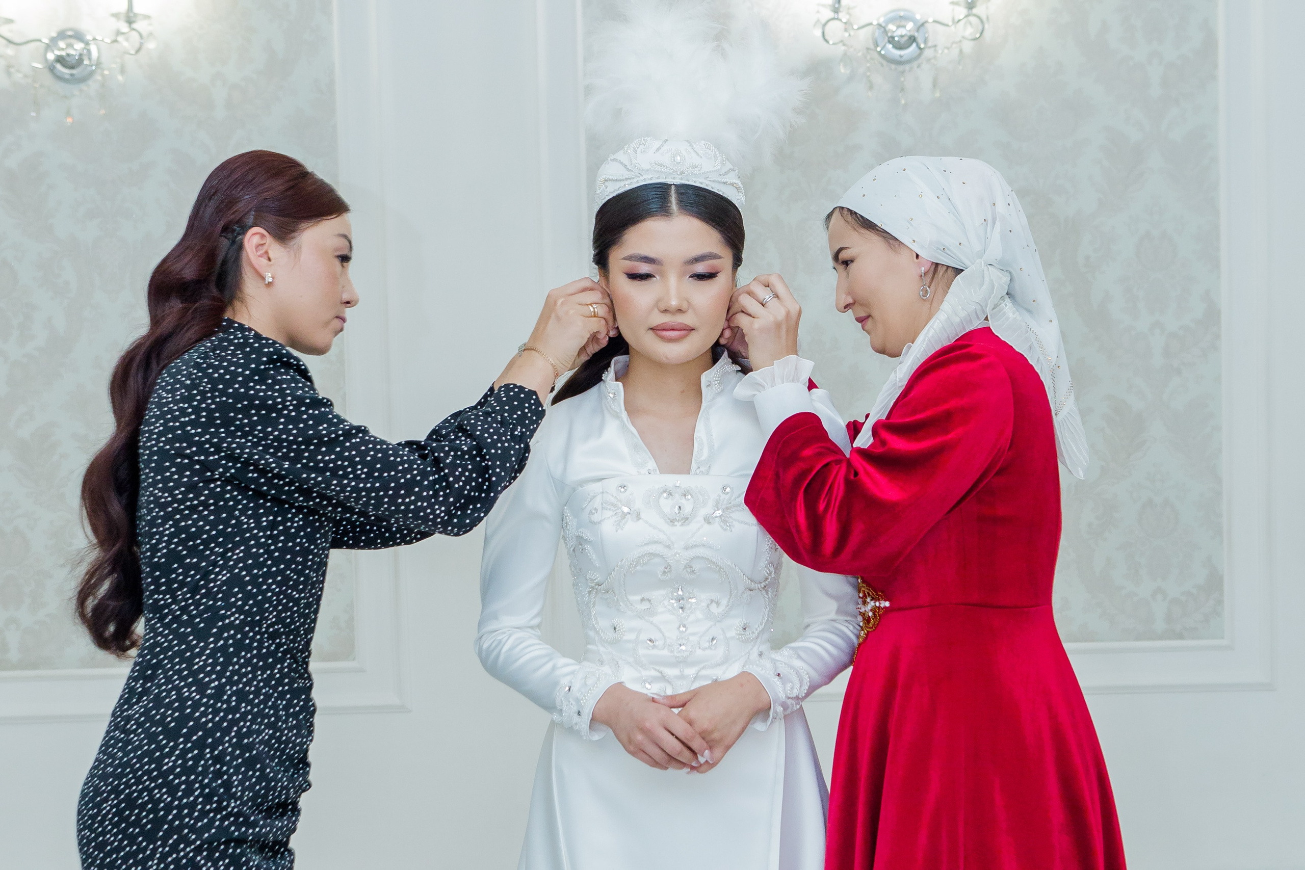 QYZ UZATU ZHADYRA. Свадебный и репортажный фотограф в Астане T.Yertay «Nomad media»