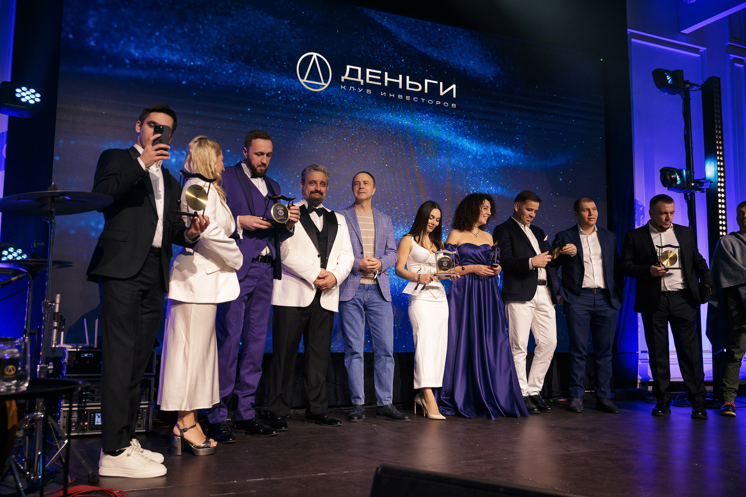 День рождения клуба «Деньги» 6 лет 2025. Репортажный Фотограф Александр Назаров. Москва и М.О