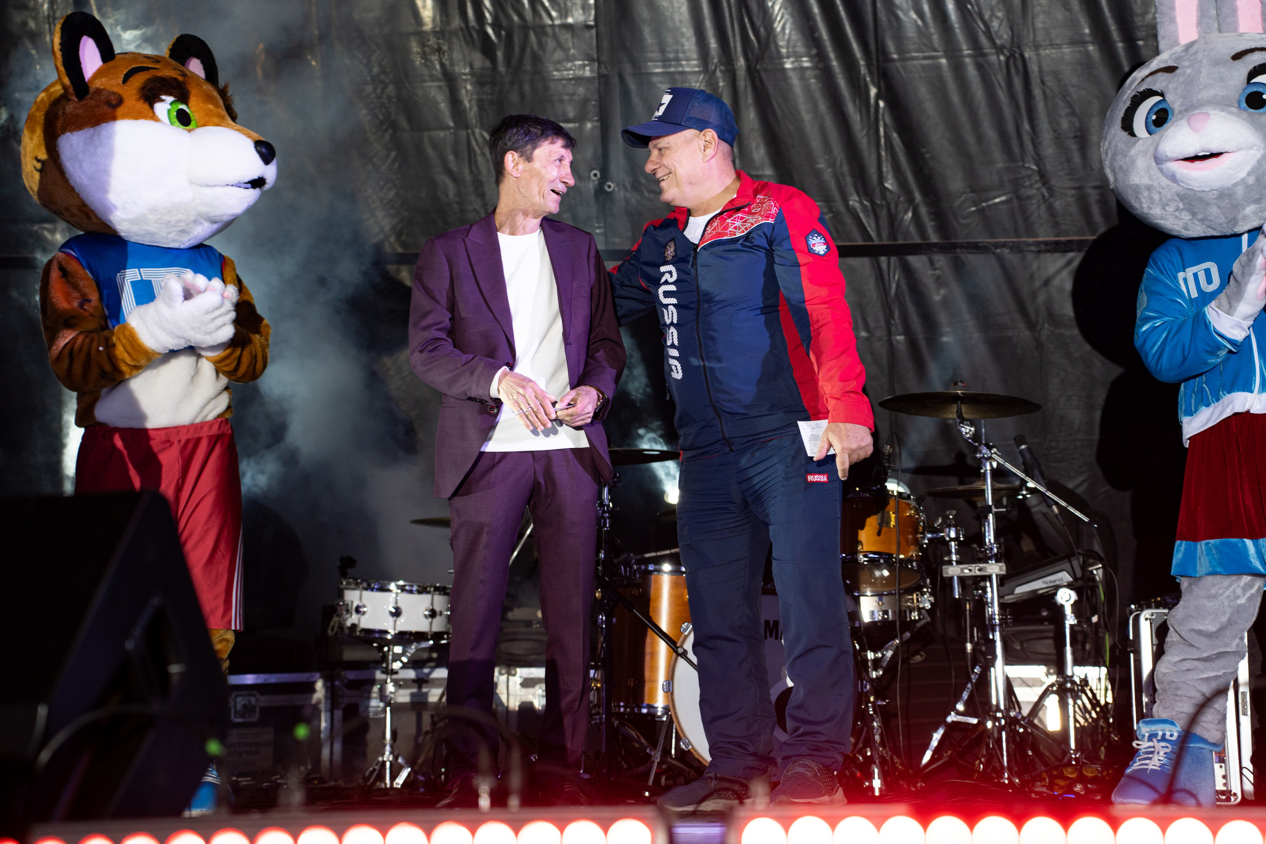 Фестиваль ко дню города Краснодар «45-я Параллель» / @ДС Олимп. Концертный фотограф в Краснодаре