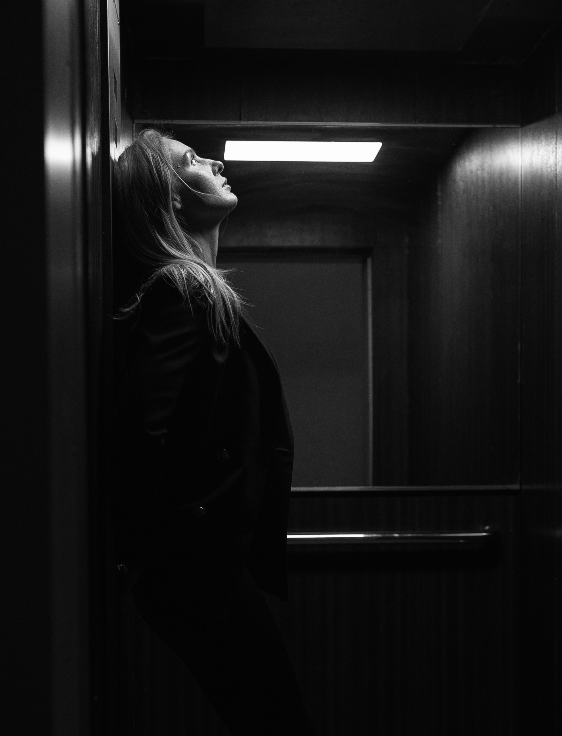 Фотосессия в подьезде). Фотограф в Москве — Евгений Мельников