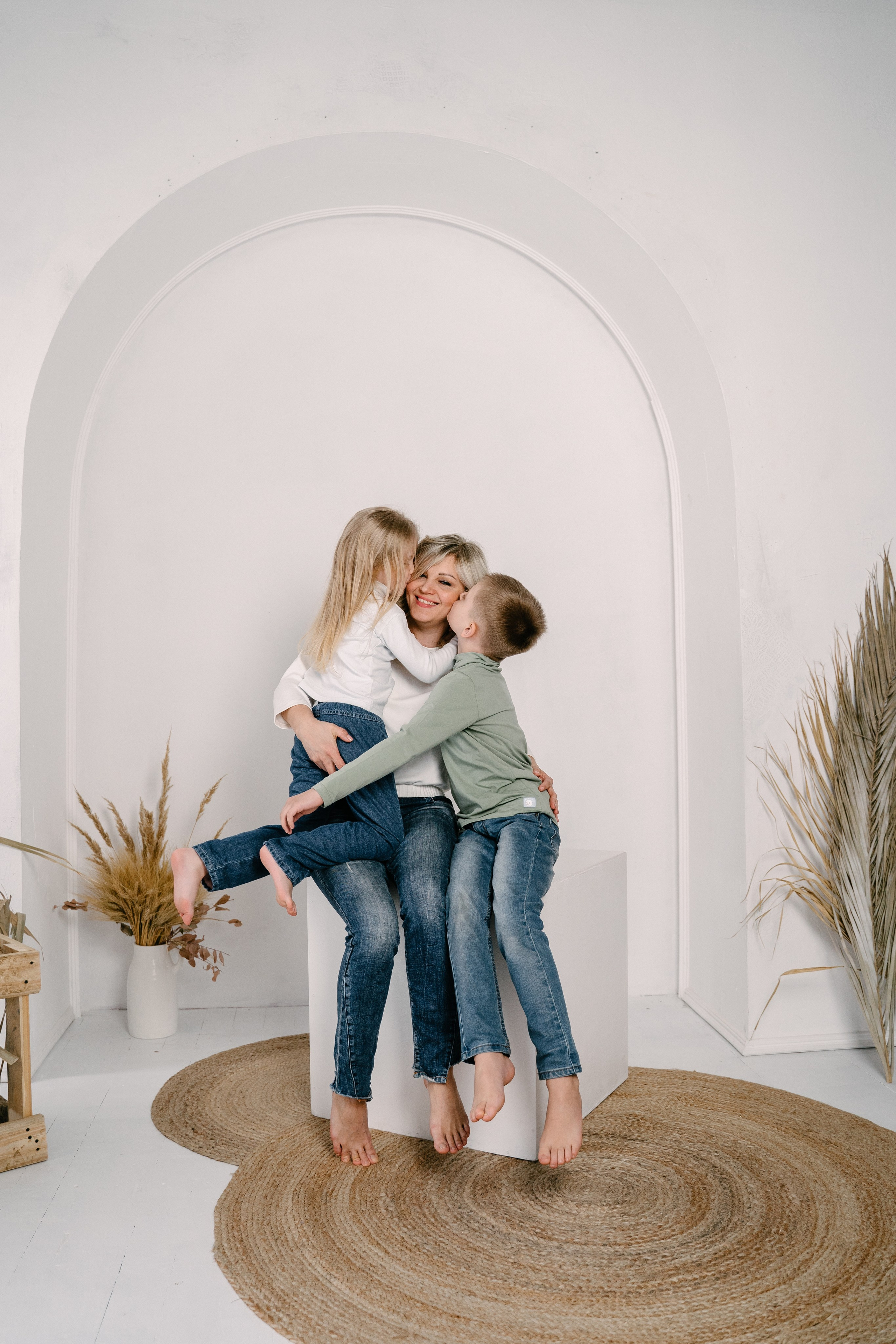 Оксана и дети. Свадебный фотограф Юлия Копылова