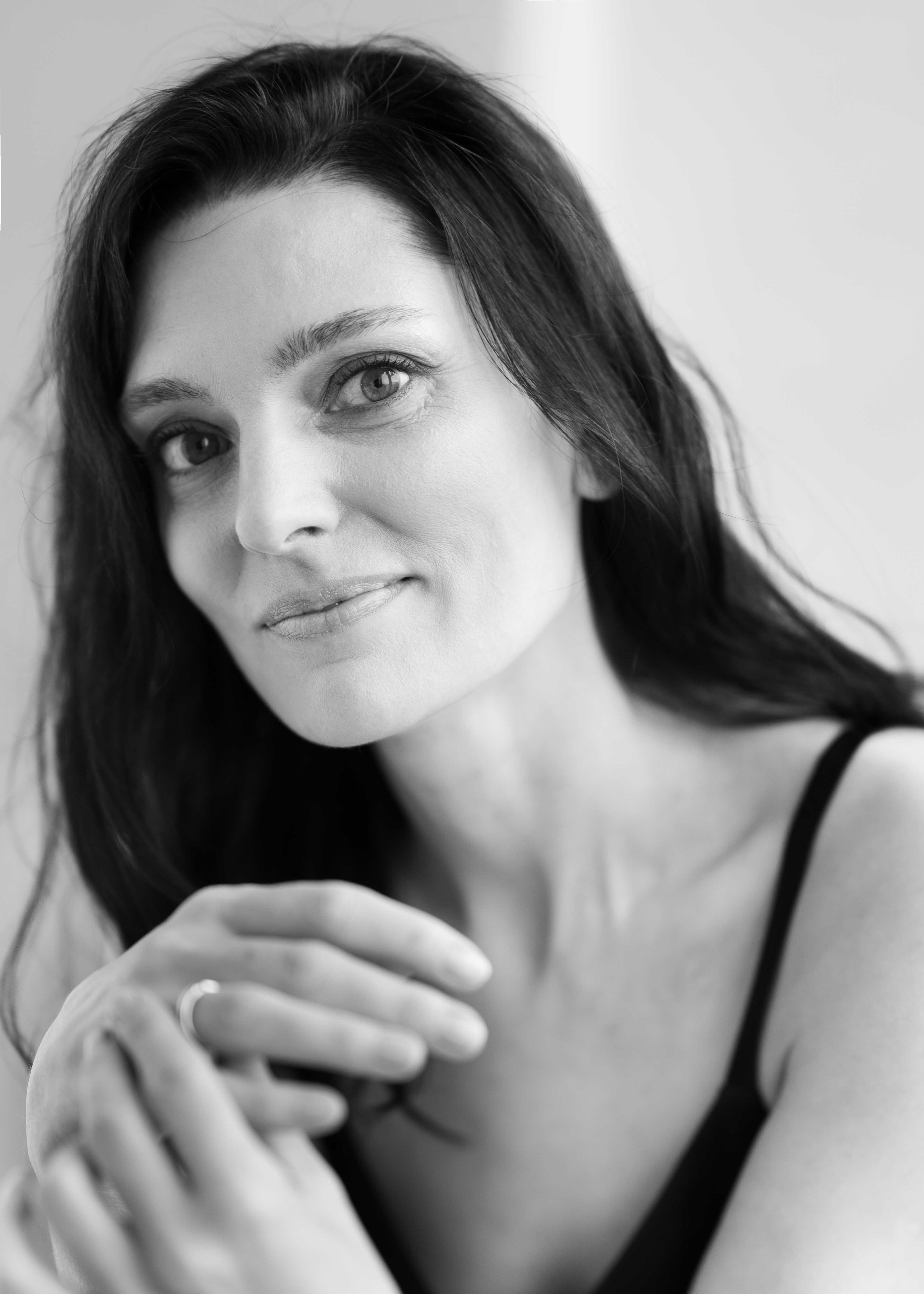 Женский портретный фотограф 35+ Воронеж. Добро пожаловать в магию ЧБ портрета