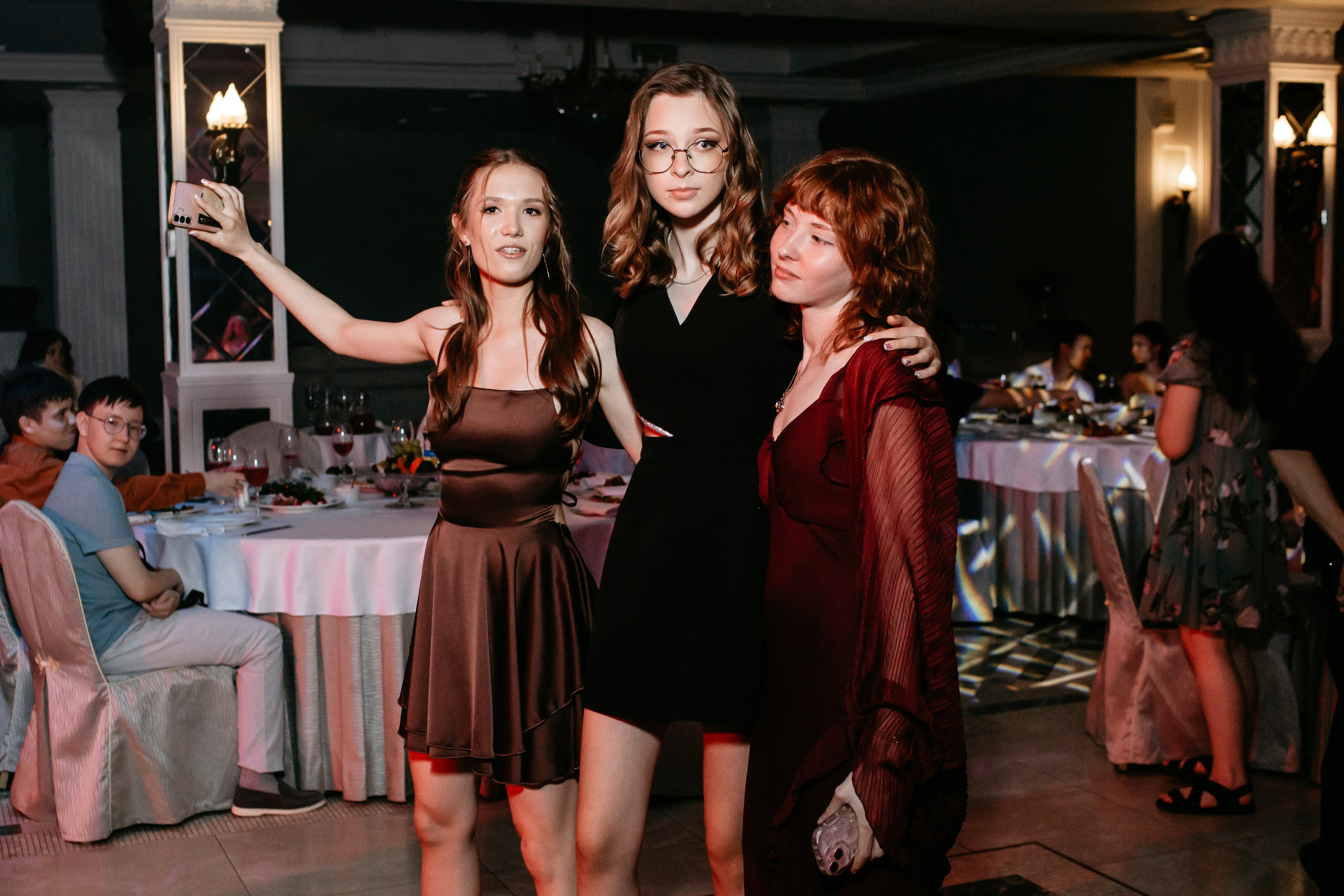 Выпускной 2025 (9класс) 124 школа. Фотограф в Челябинске Ополихина Анна