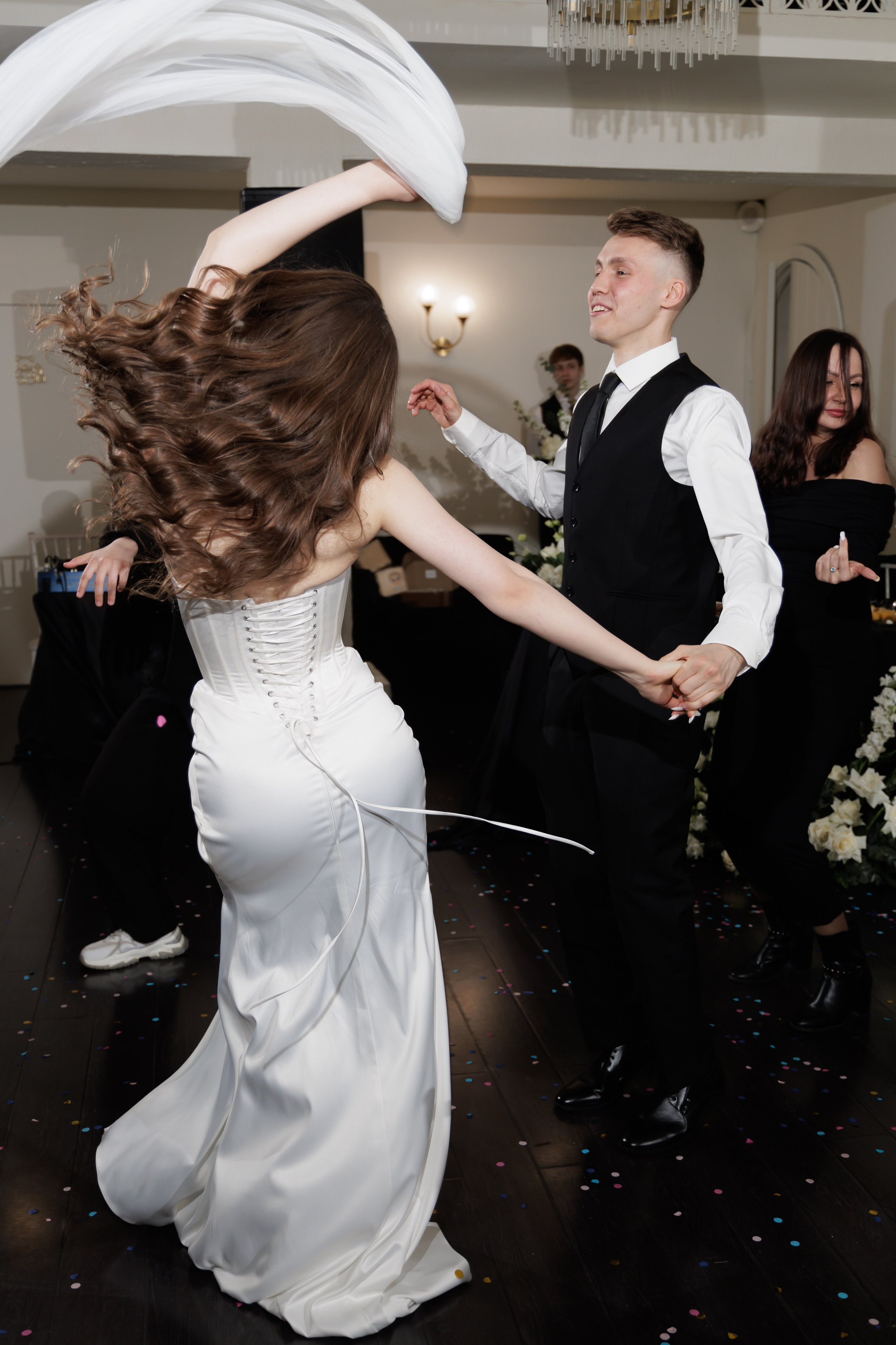 Dmitriy & Nelly. Фотограф свадебный, репортажный, индивидуальный, фото для маркетплейсов, брендов, автосалонов