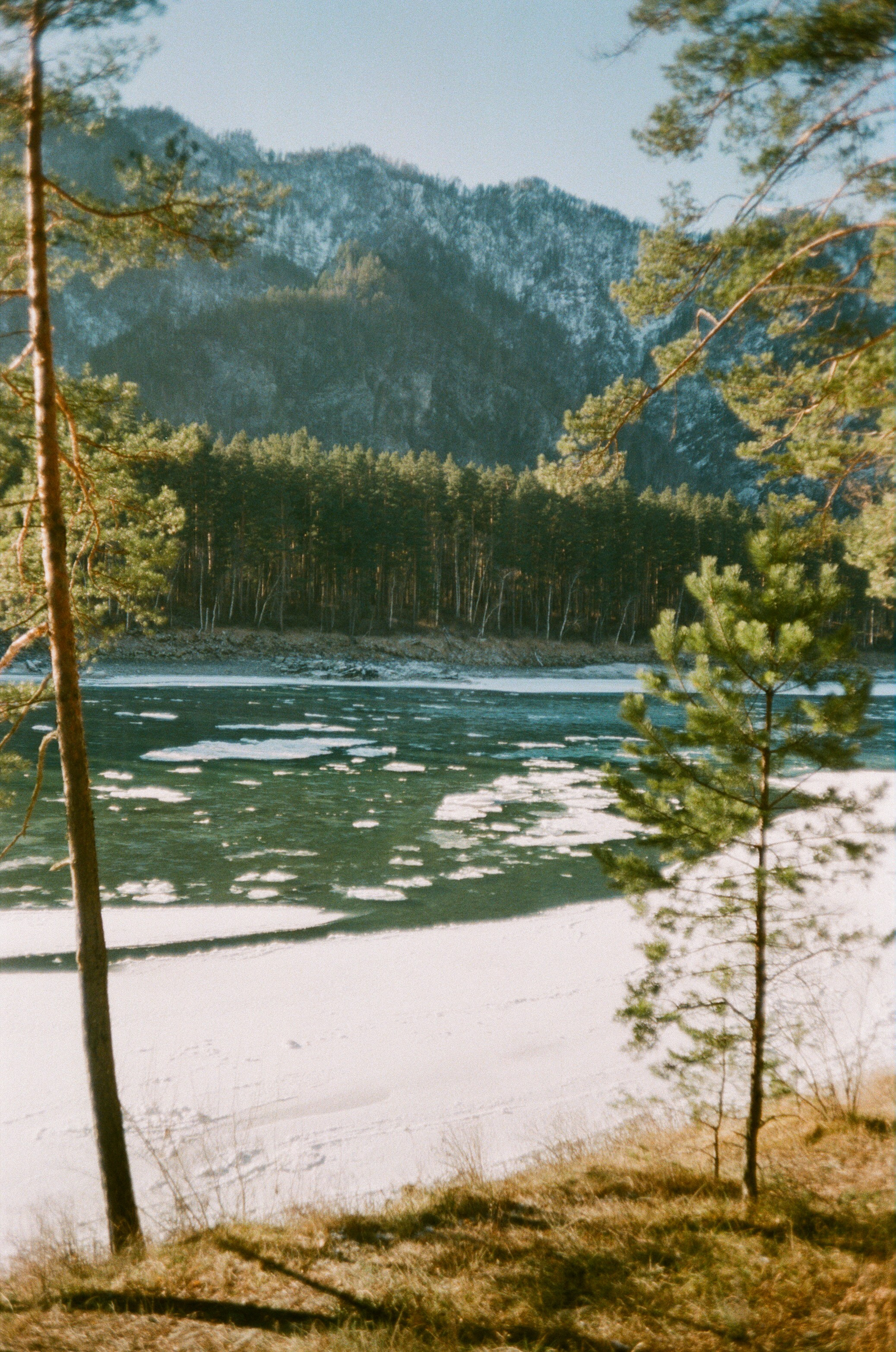 Мост к Камышлинскому водопаду, Белые Скалы