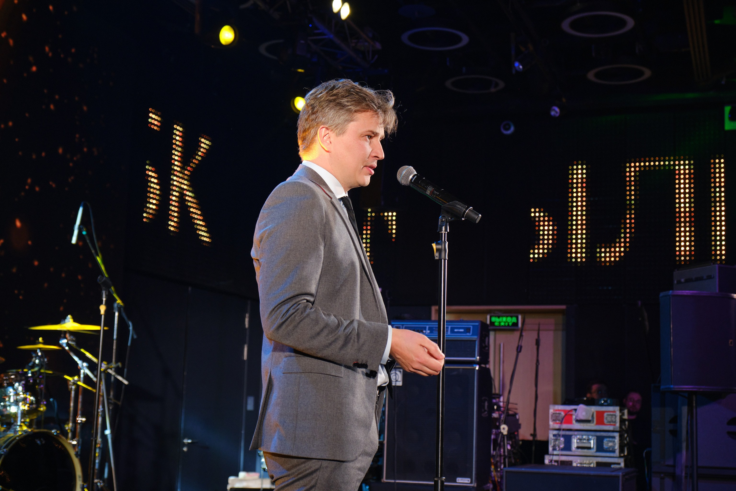 Новогодний корпоратив РБК + концерт Дискотека авария. Профессиональный фотограф в Москве Павел Жданов