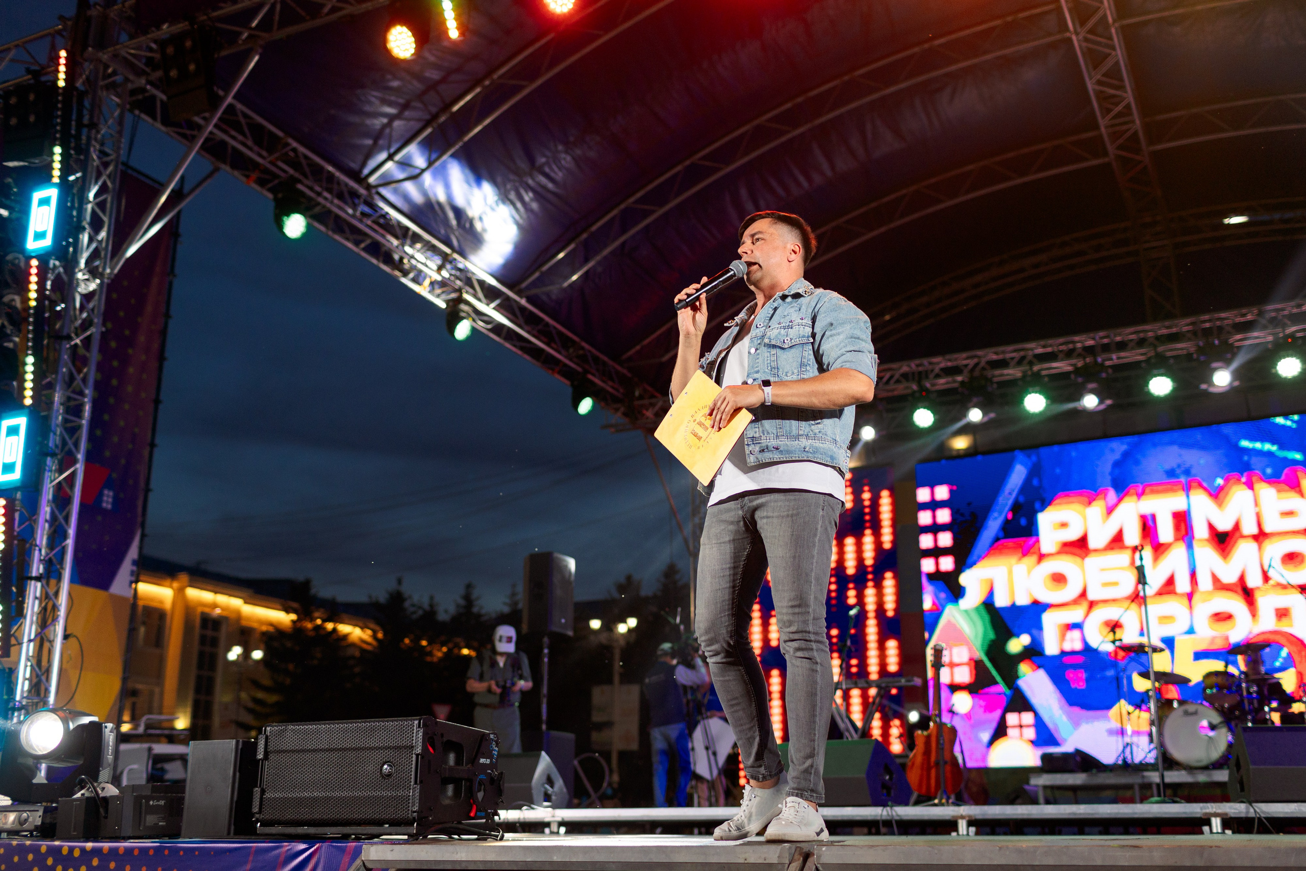 Фестивали и концерты. Ведущий мероприятий Владимир Петренко