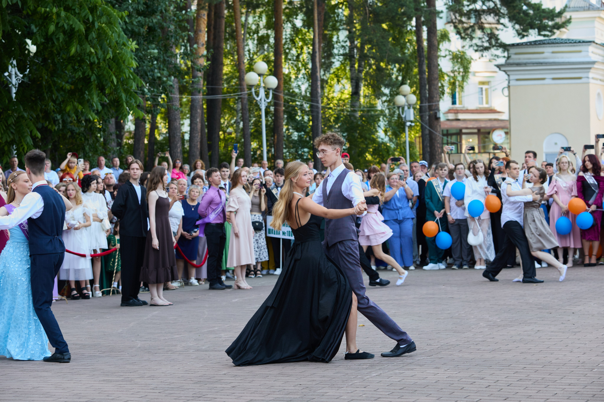 Выпускной для старшеклассников