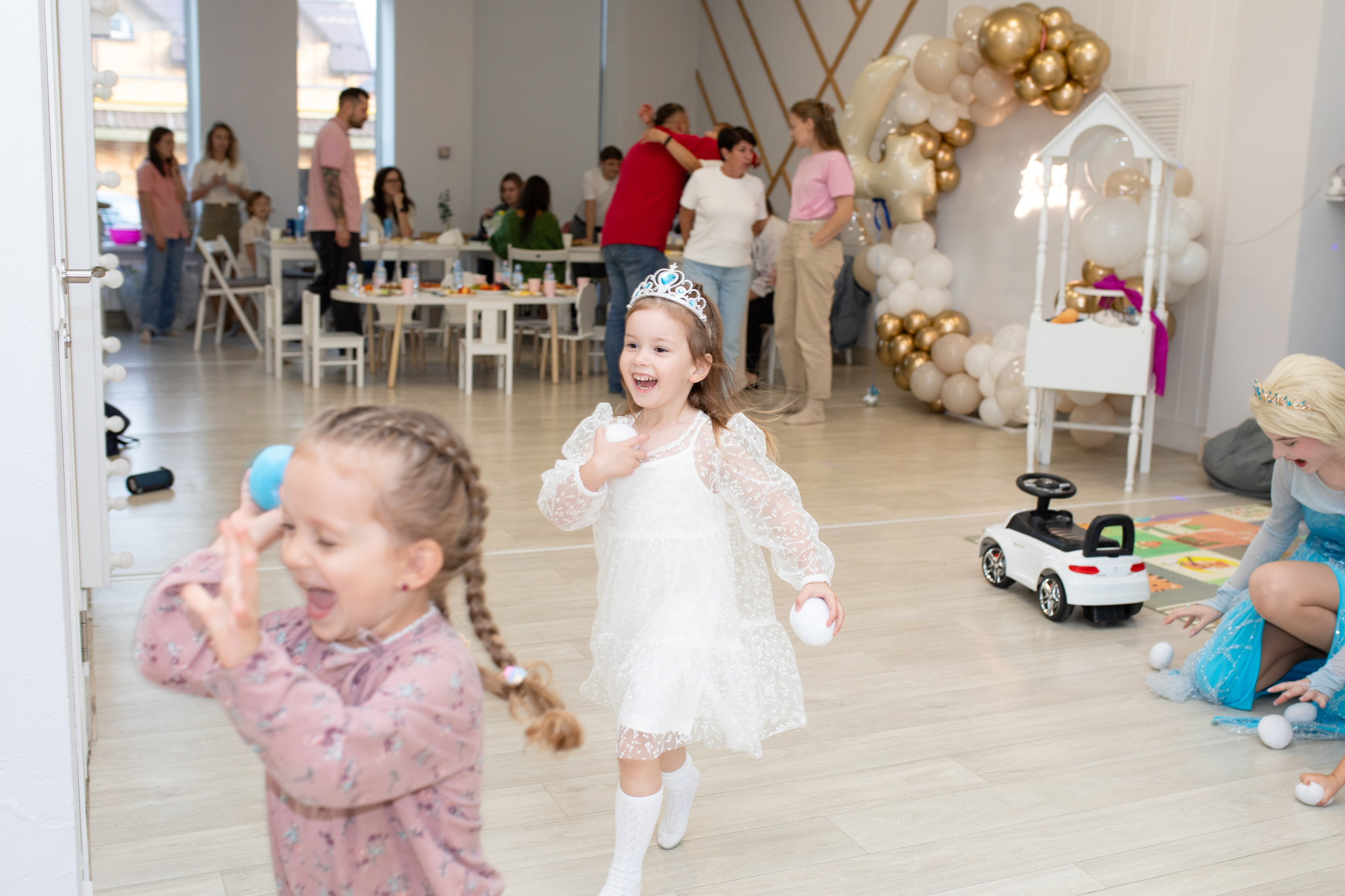 Доммик -Эльза. Фотограф в Новосибирске Ася Зверева