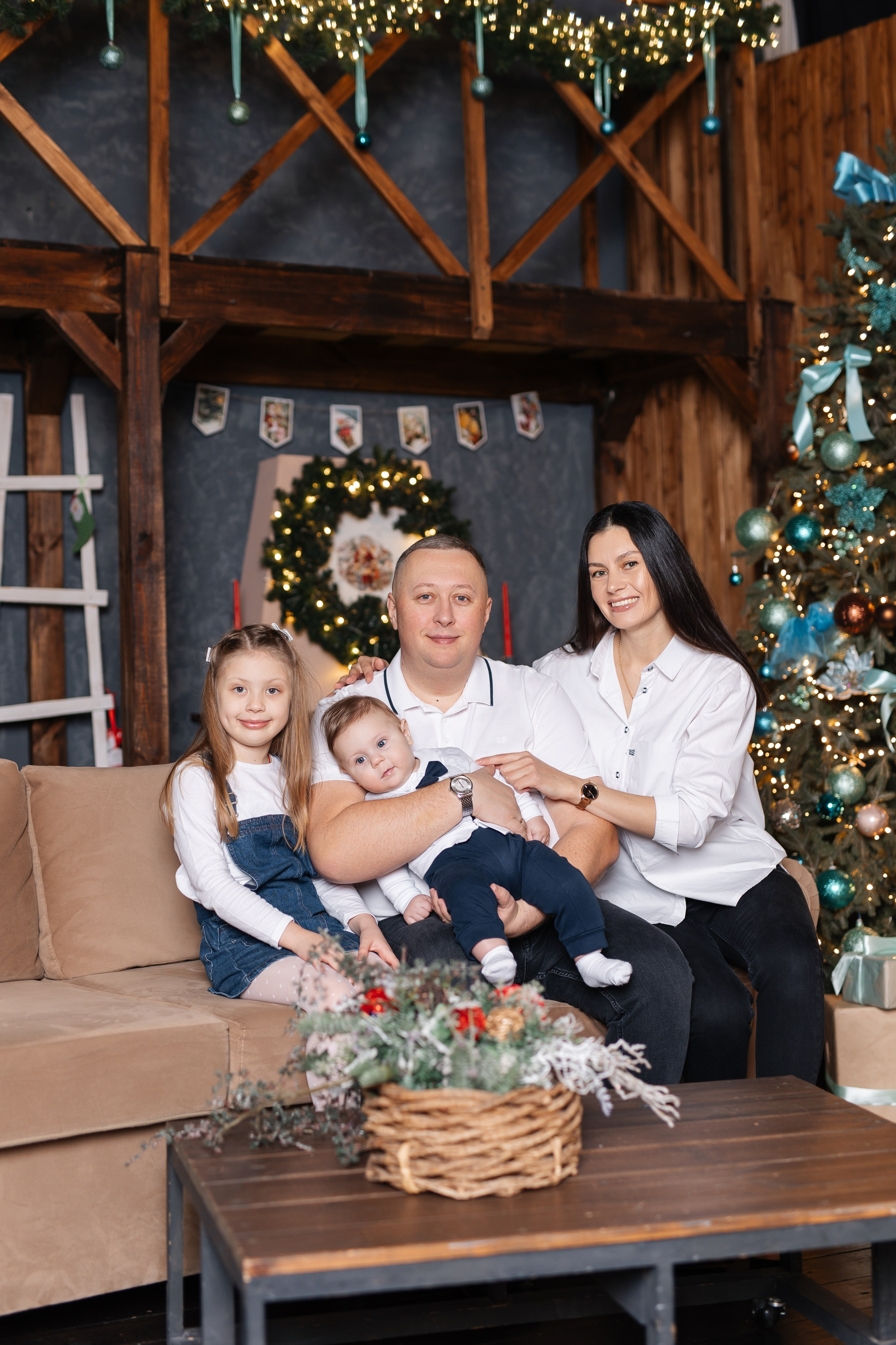 Семейная новогодняя фотосессия