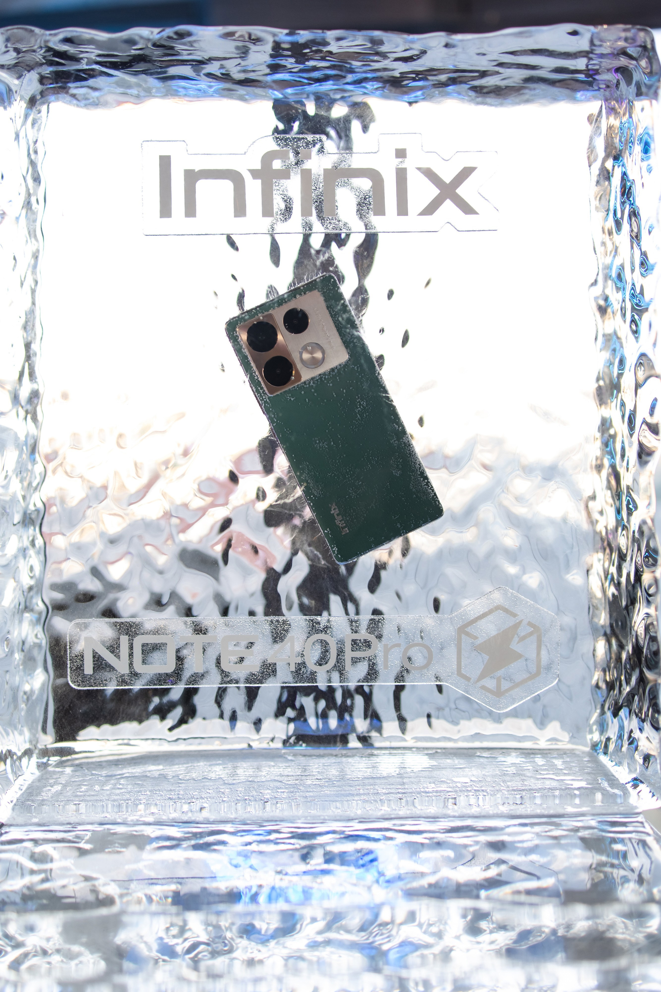 Презентация Infinix. Свадебный репортажный фотограф в Москве