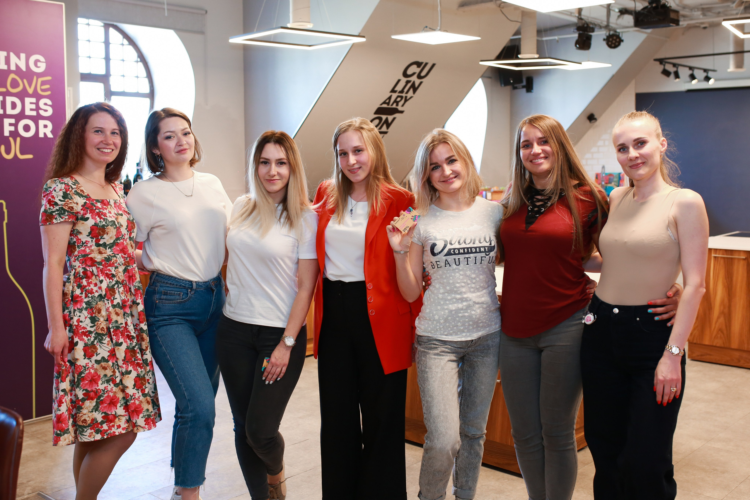 Коктейльное караоке для «Яндекс». Репортажный и портретный фотограф Полина Ершова