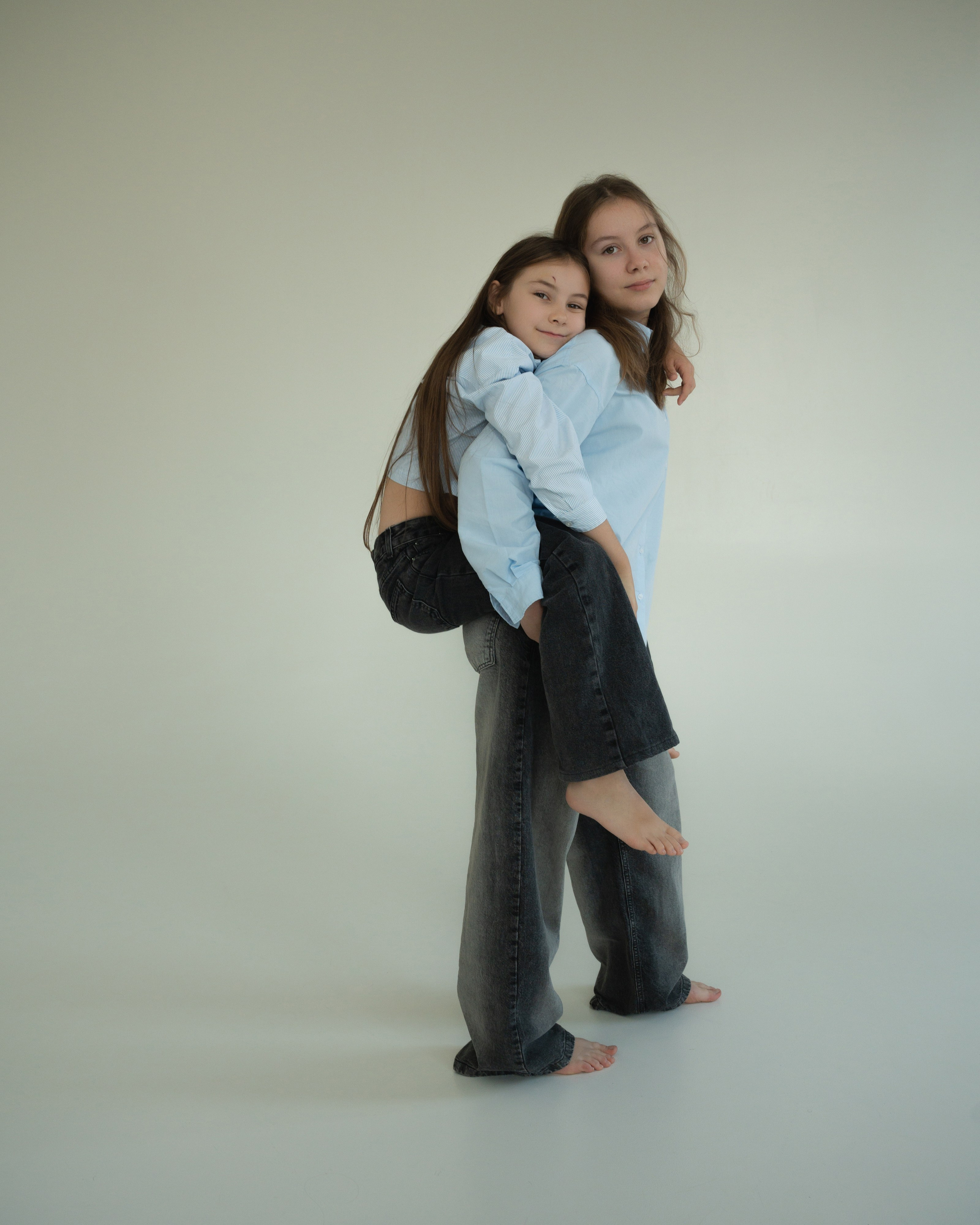 Сестры. Портретный фотограф в Москве — Захарова Полина