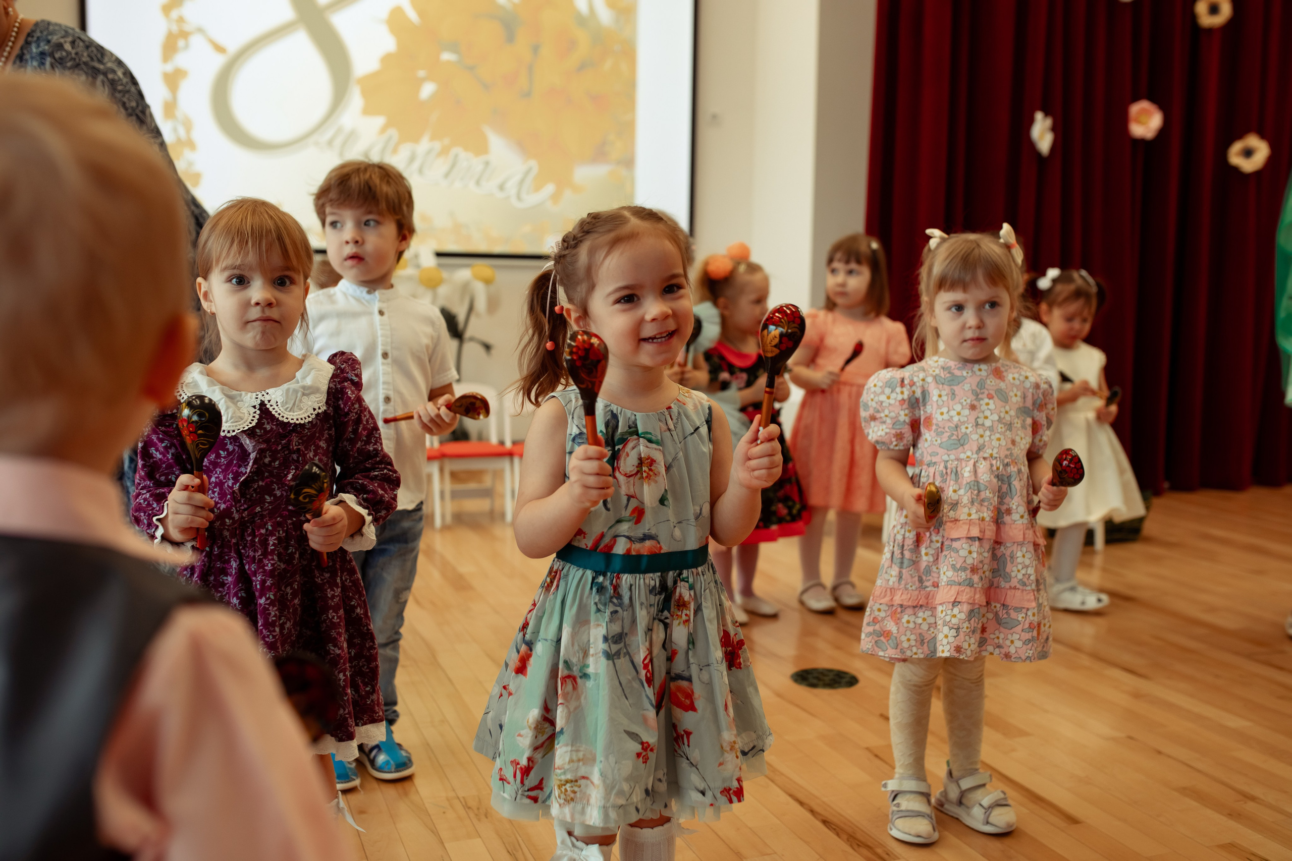 Праздник весны в детском саду. Семейный и детский фотограф в Москве Дорогова Екатерина