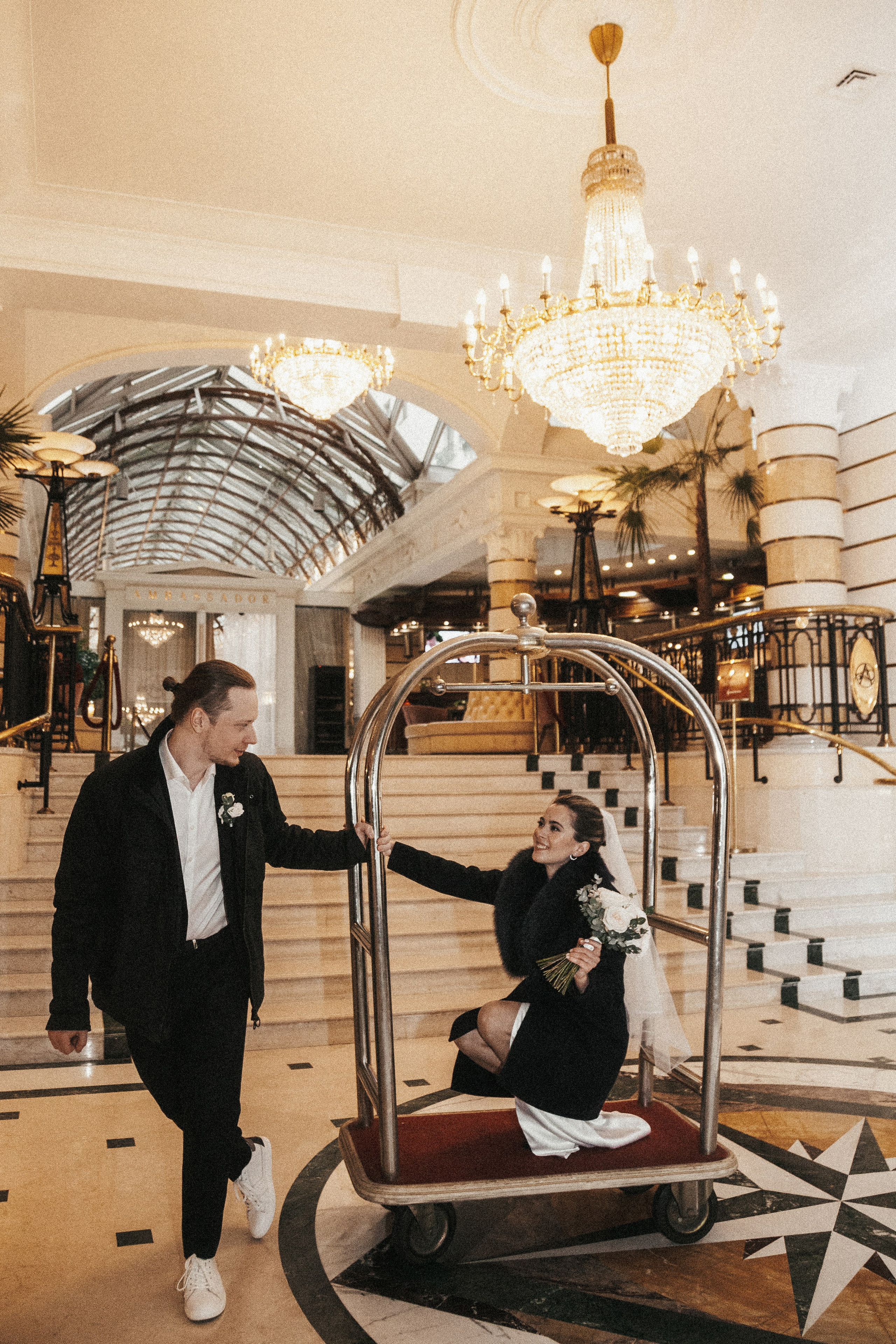 ♡. Честные истории о жизни города и его людях