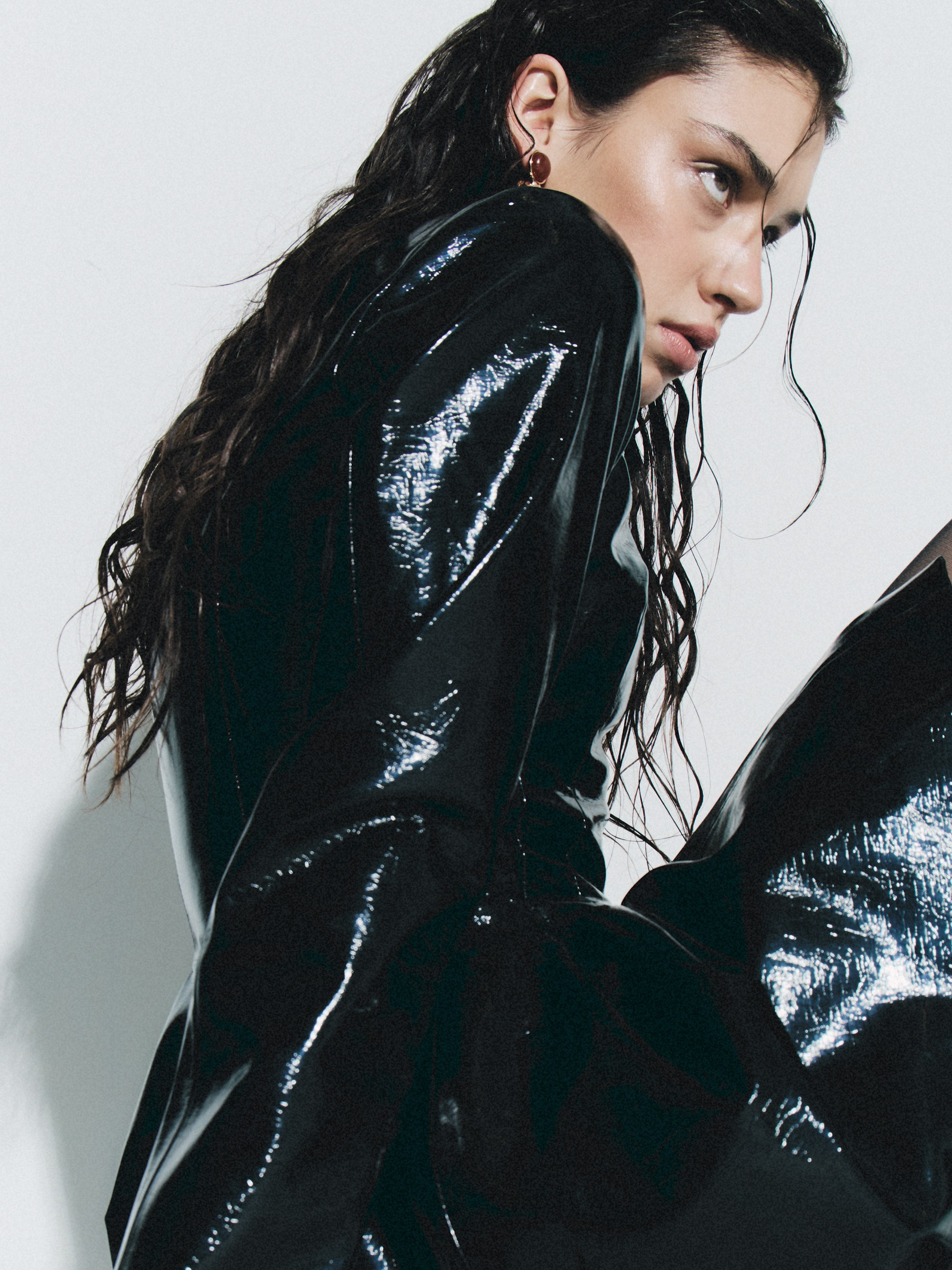 5. Фотосъемки одежды и аксессуаров для Wildberries, Ozon