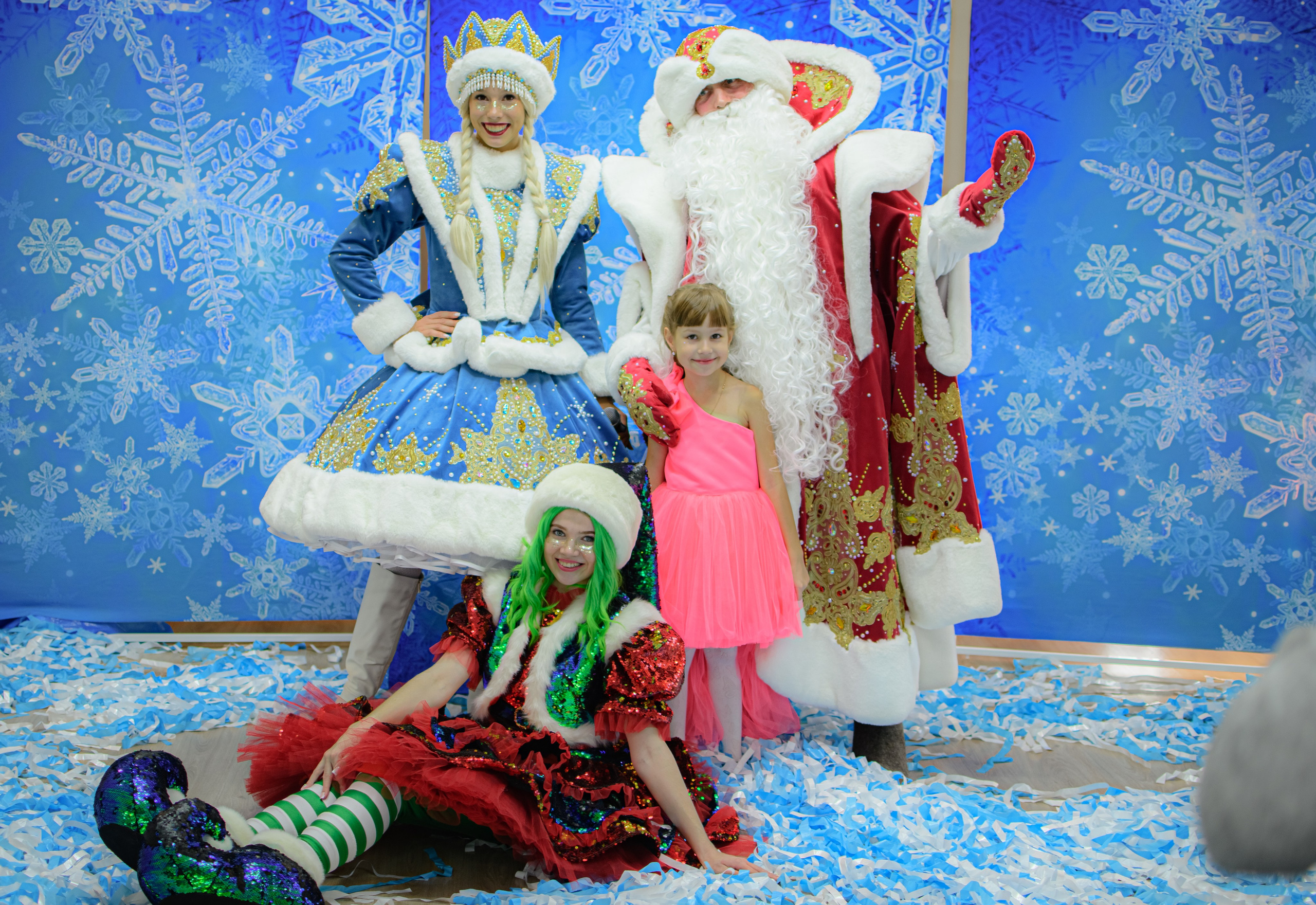 HAPPY NEW YEAR. Photokarish