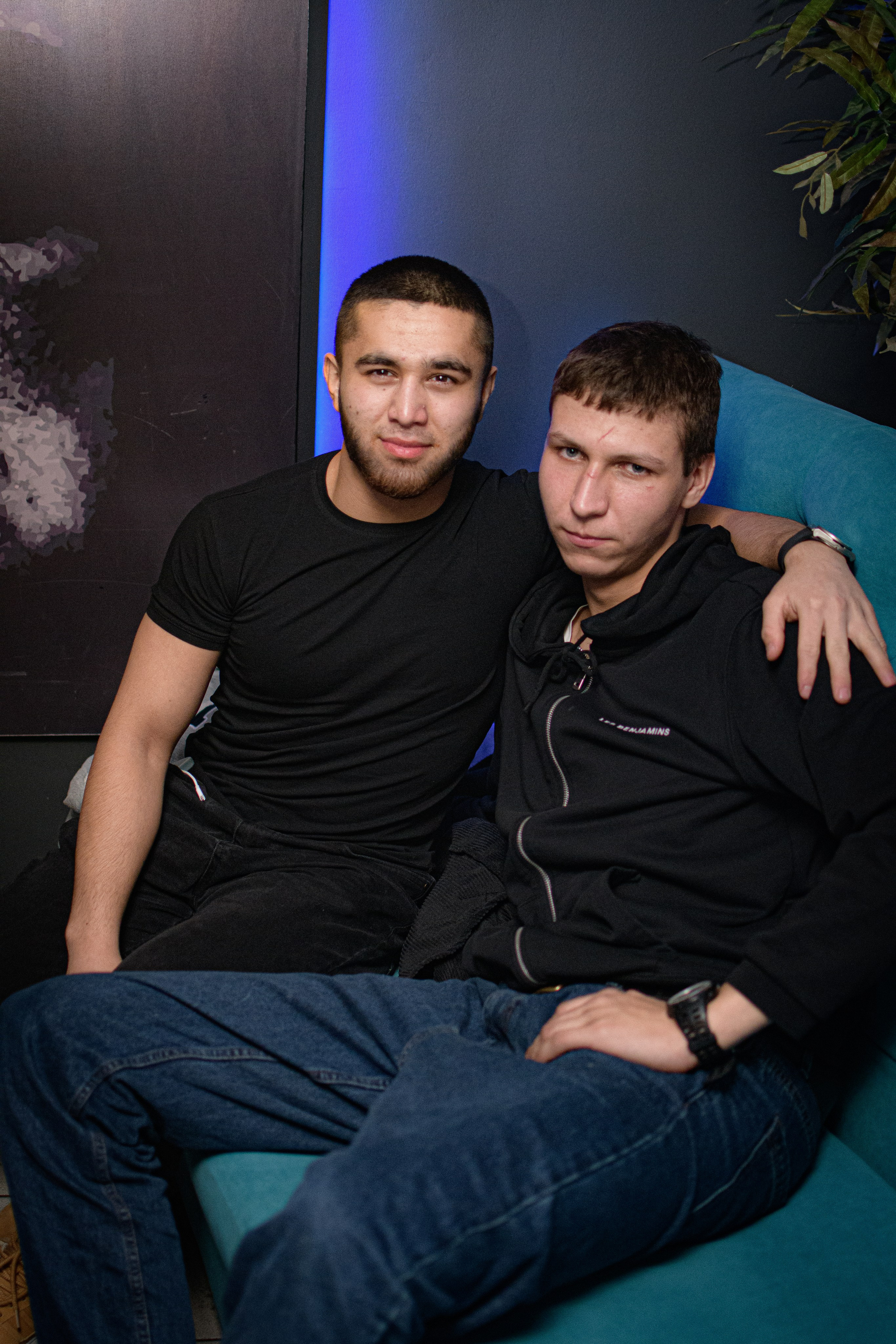 HOLLYWOOD / 6 YEARS. Photokarish