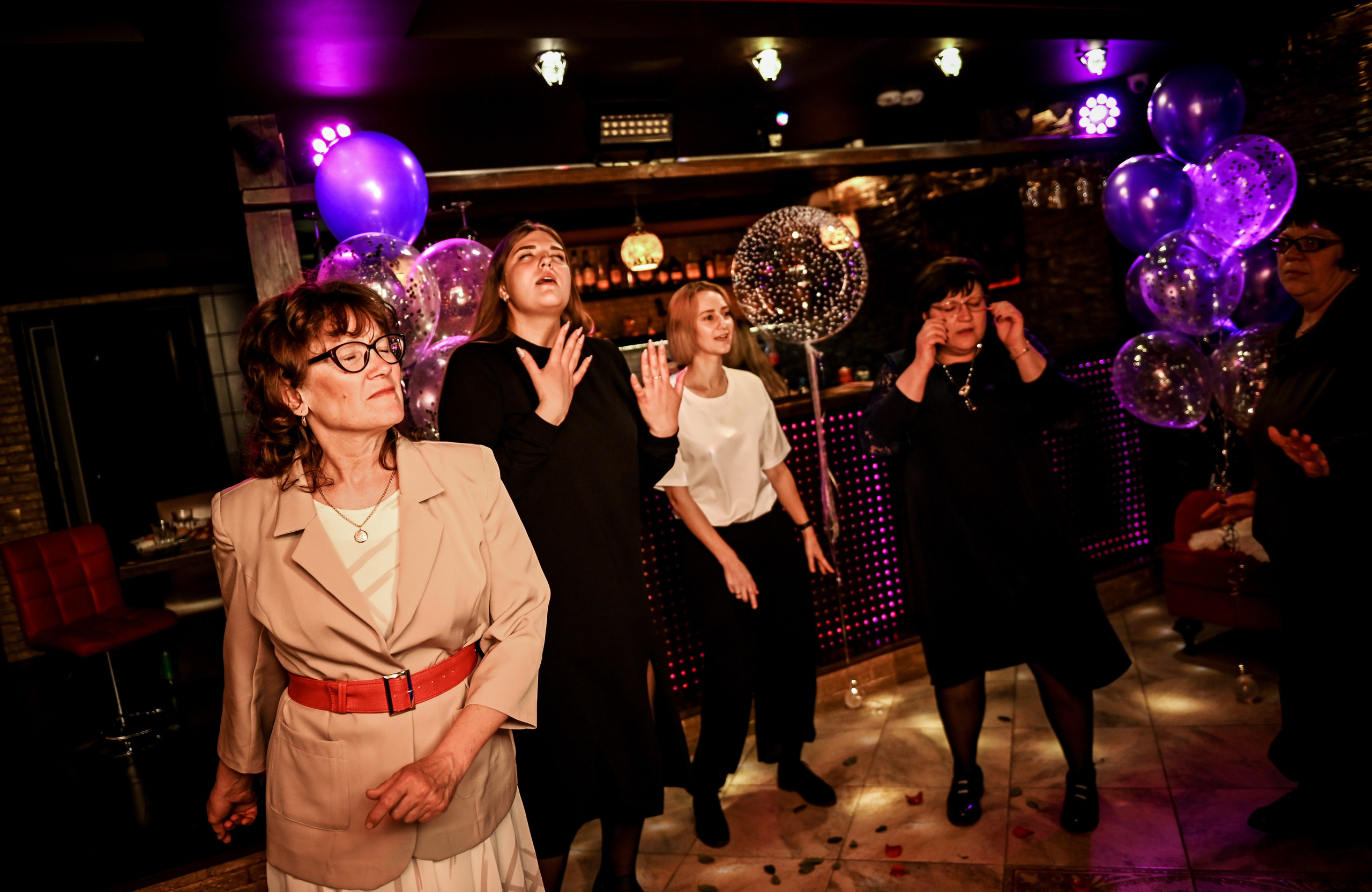 День рождения. Свадебный, семейный, детский, контент фотограф в Омске Максим Ильин