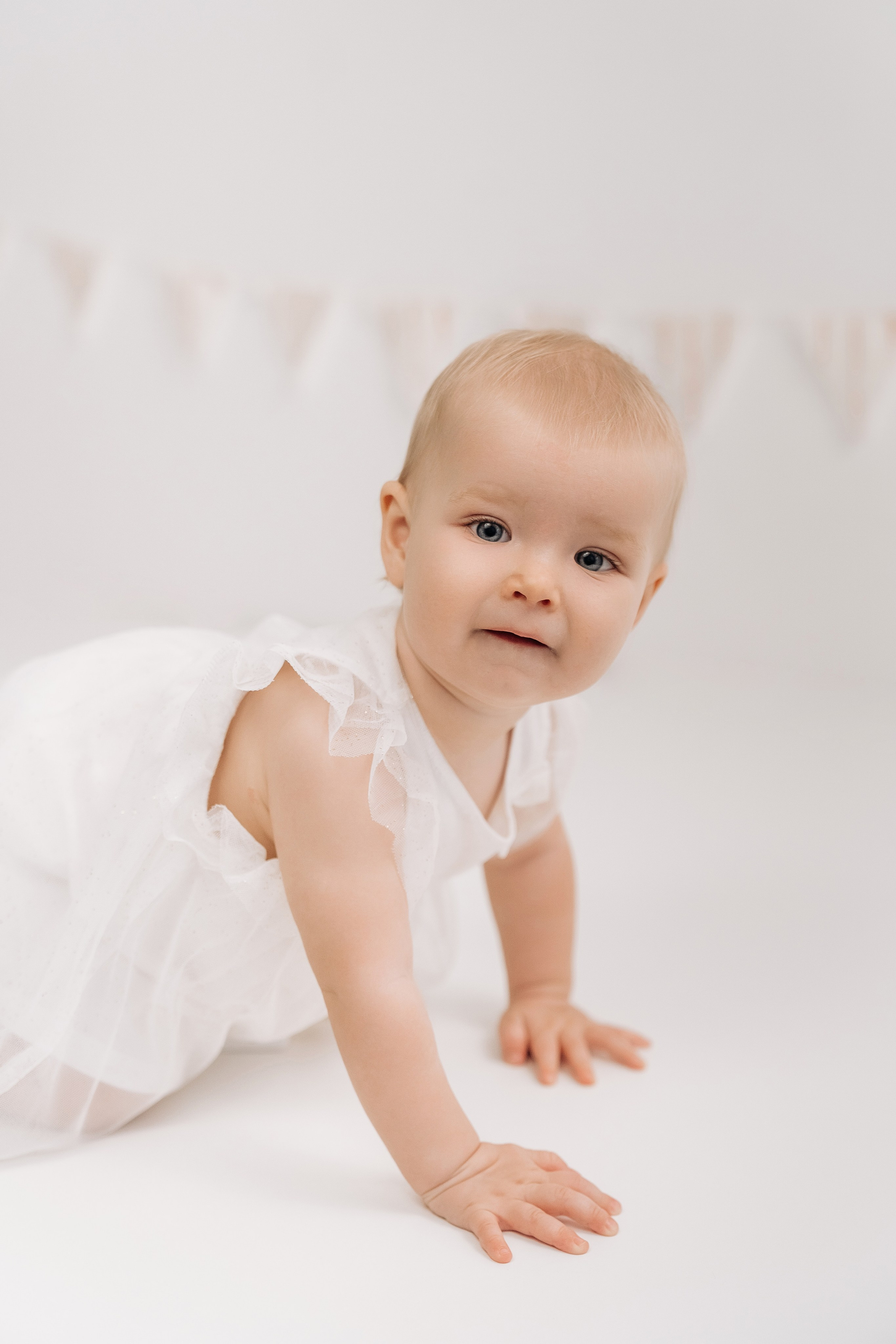 Фотосессия на годик Анюте. Семейный фотограф СПб Анастасия Василь. Фотосессия на годик