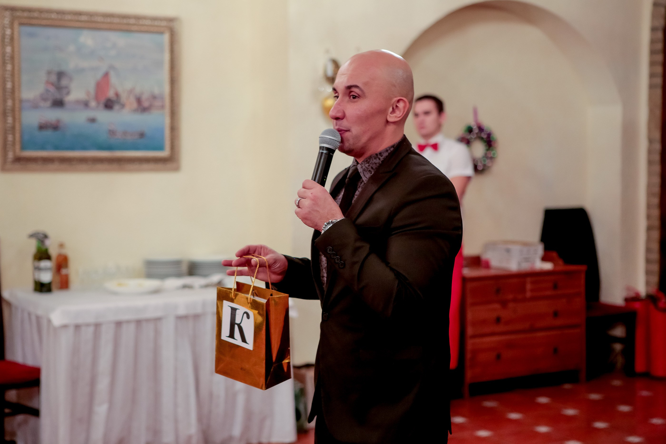 Корпоратив. Max Matvich and Victoria Basova are professionals in their field