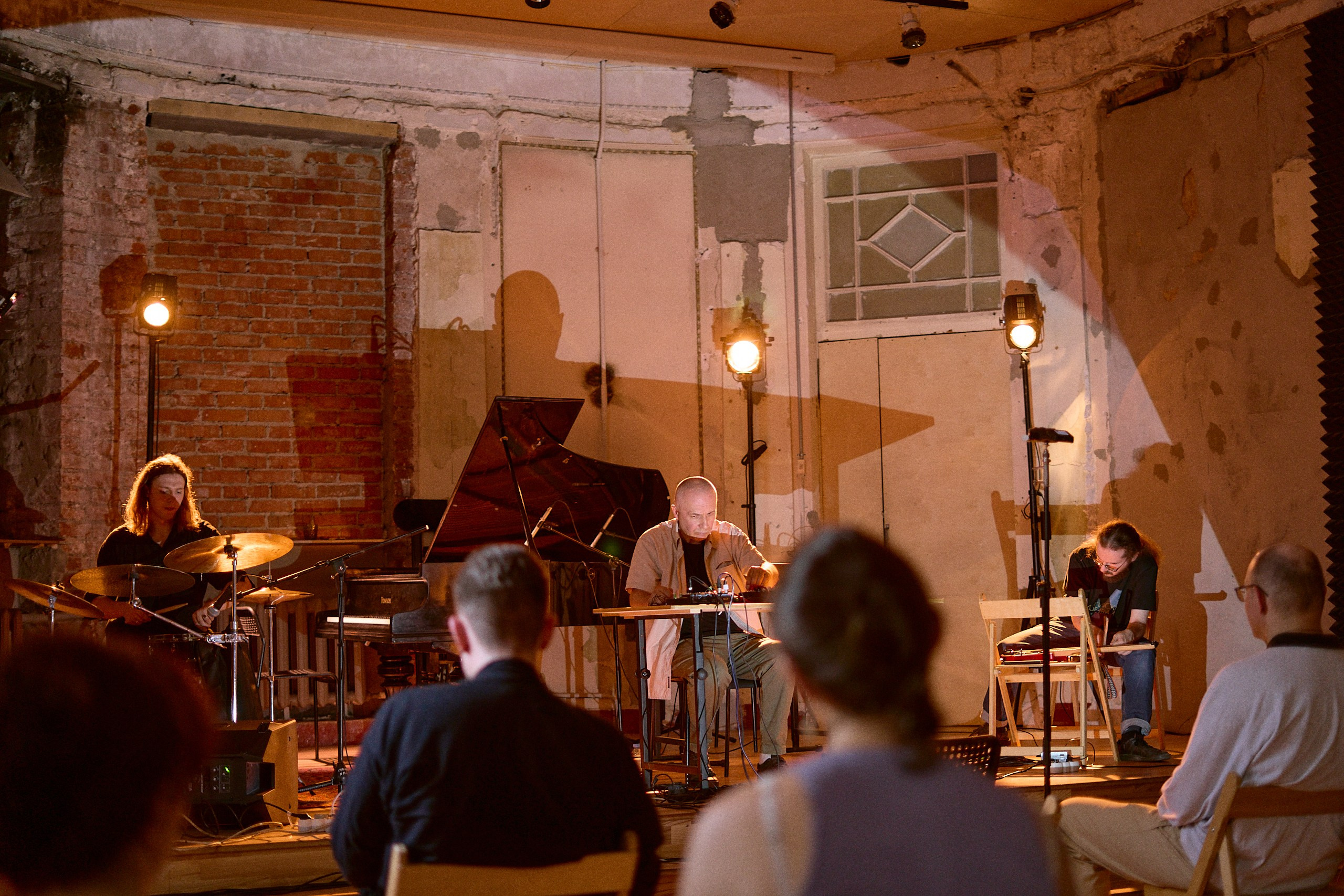 Импровдом, лекция-концерт. Иван Кобяков