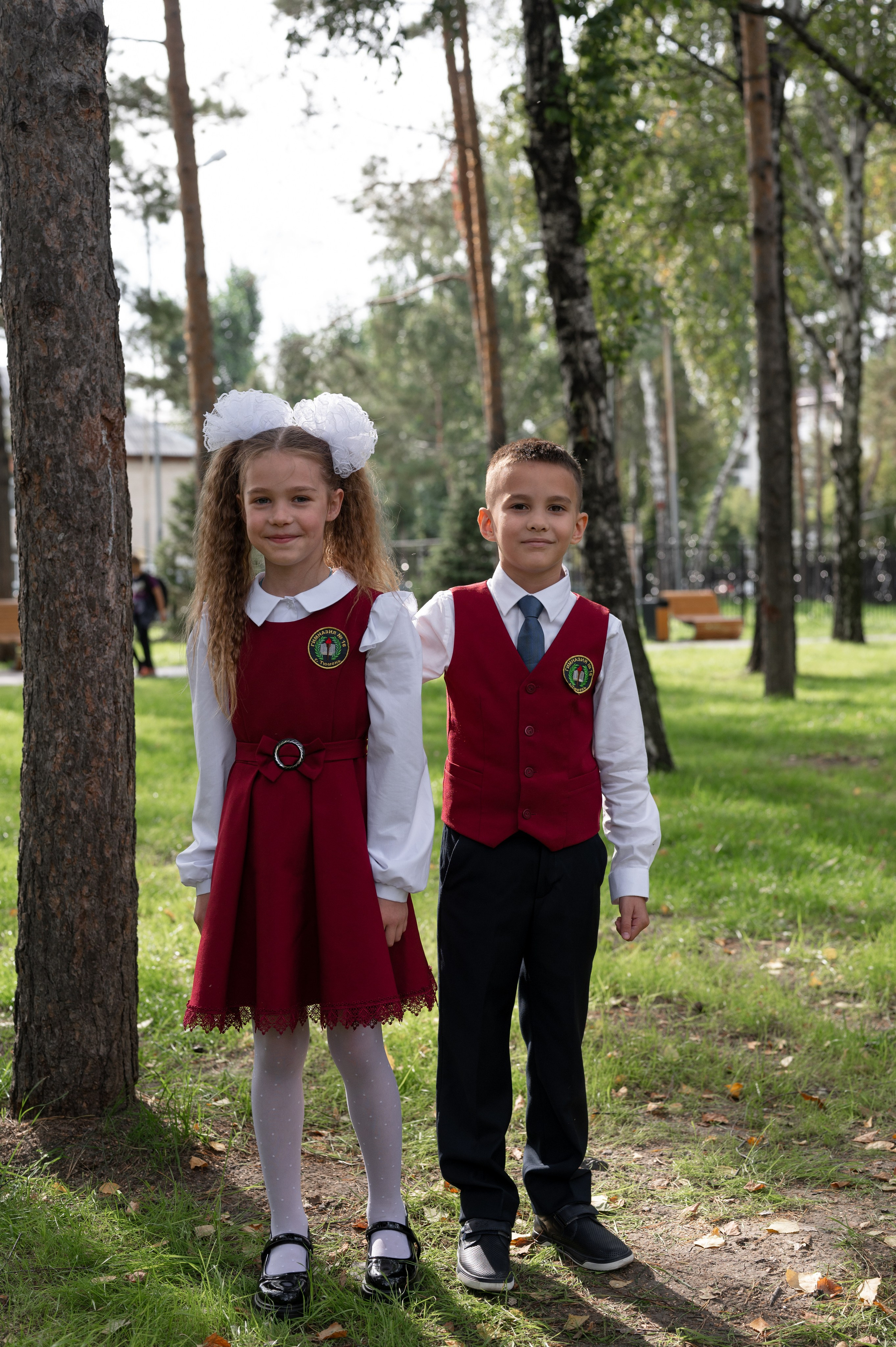 1 сентября 16 гимназия 2 класс (линейка + в классе+ на улице). Фотограф новорожденных, семейный детский в Тюмени Татьяна Морозова