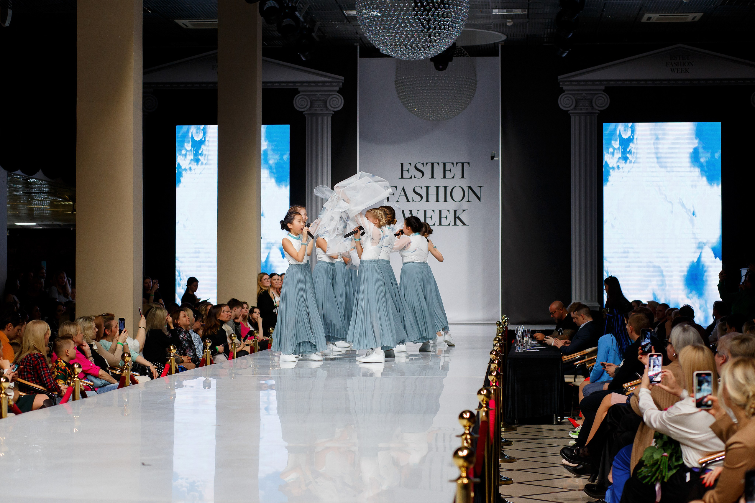 Показ дизайнера Надежды Шибиной на Estet Fashion Week. Фотограф в Подольске — Мария Бучнева