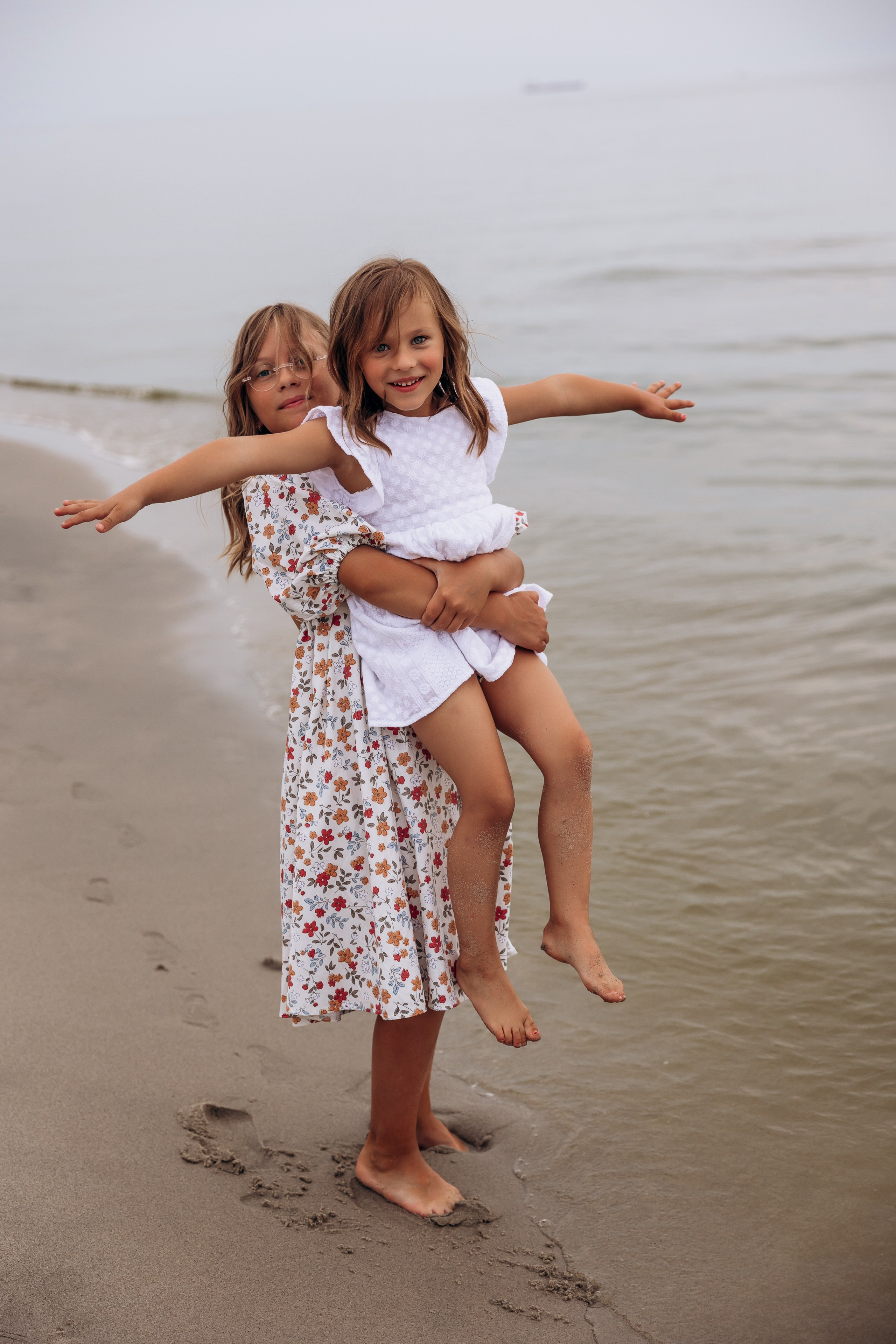 Большая семья Мечниково (Балтийск) море лето. Фотограф в Калининграде свадебная фотография, репортажная, фотосессии