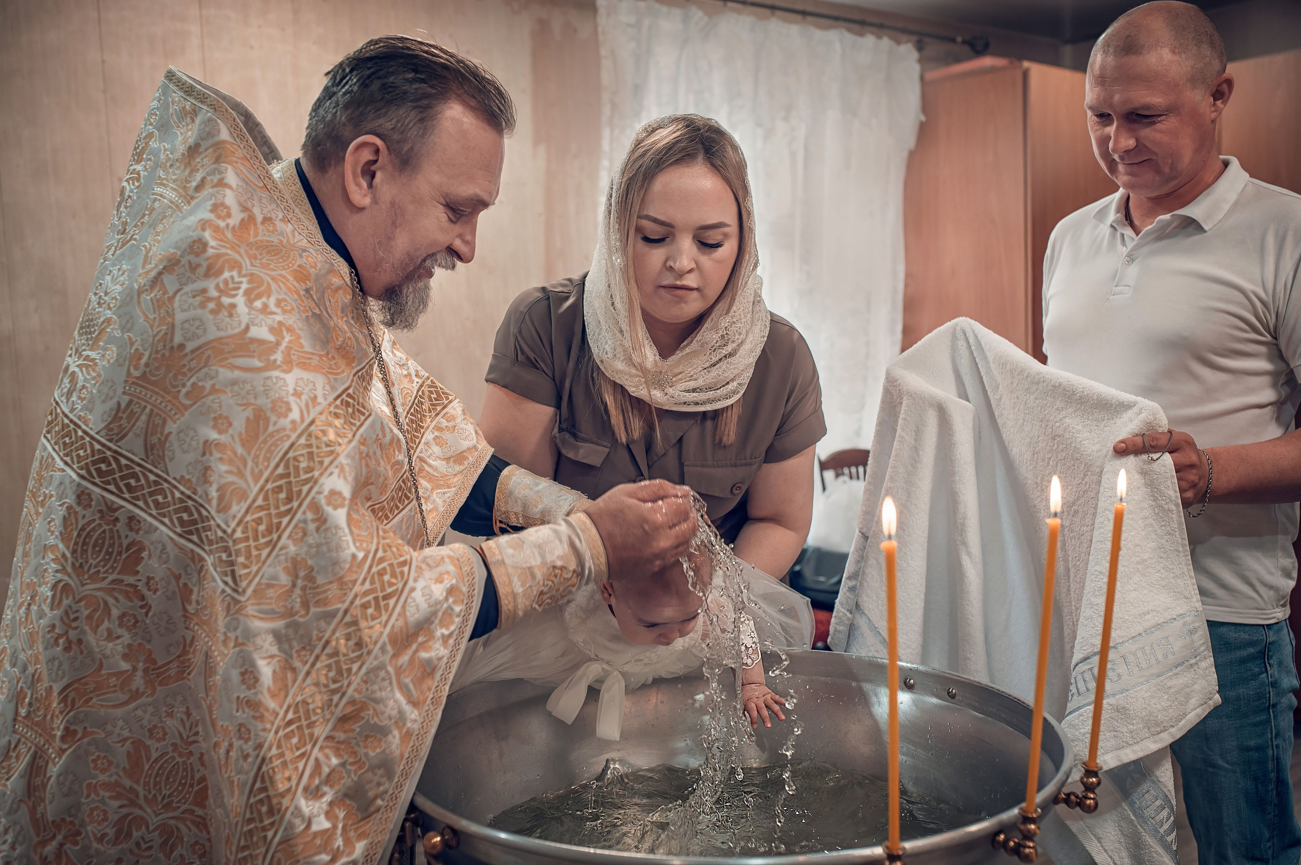 Фотограф крещение Красноярск. Фотограф на крещение в Красноярске. Крещение Красноярск. Крестины Красноярск. Фотографы крещения/венчания  Красноярск Татьяна и Вячеслав Переваловы