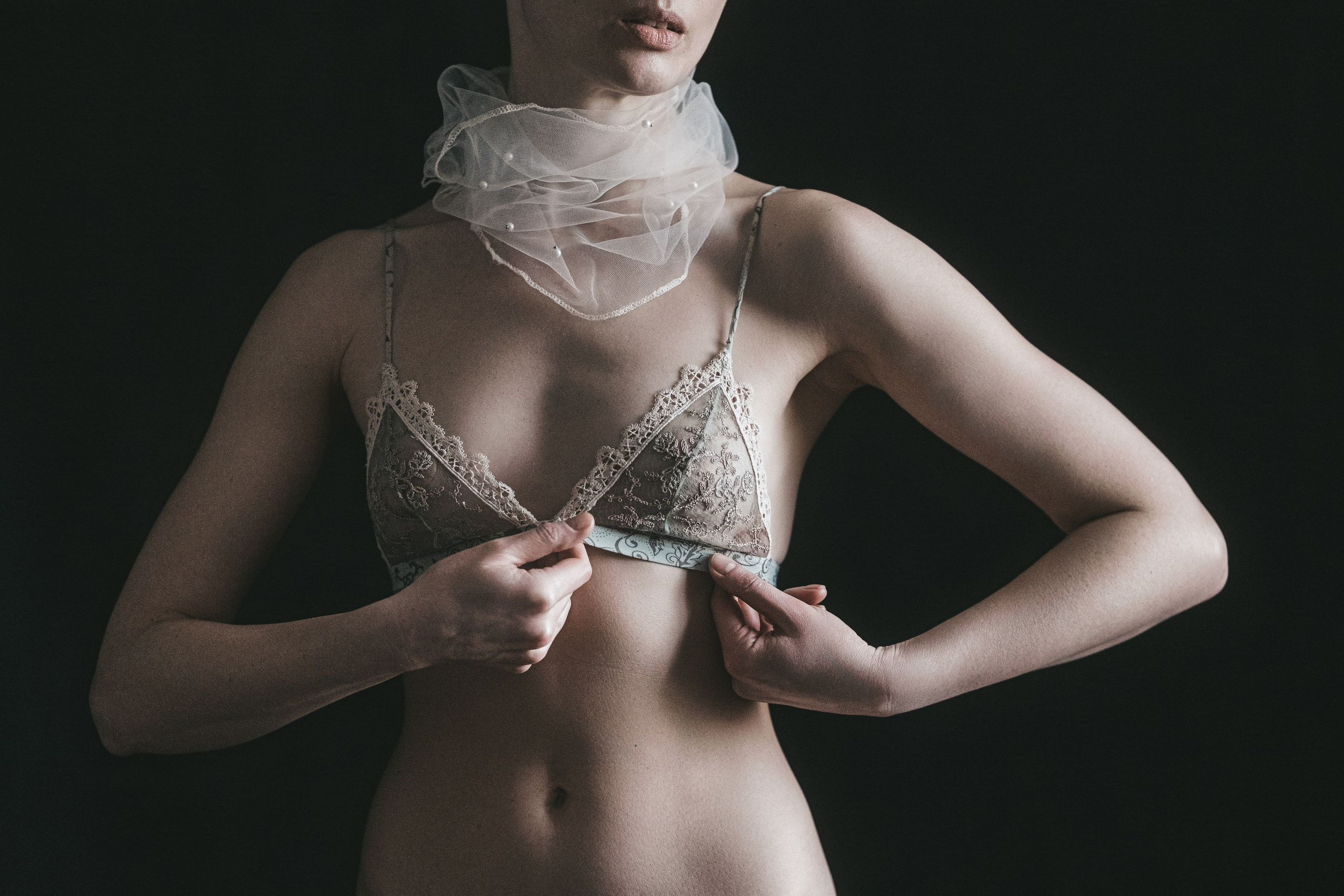 Откровенная фотосессия, ню- фотосъёмка в Новосибирске. Портретный фотограф в Новосибирске