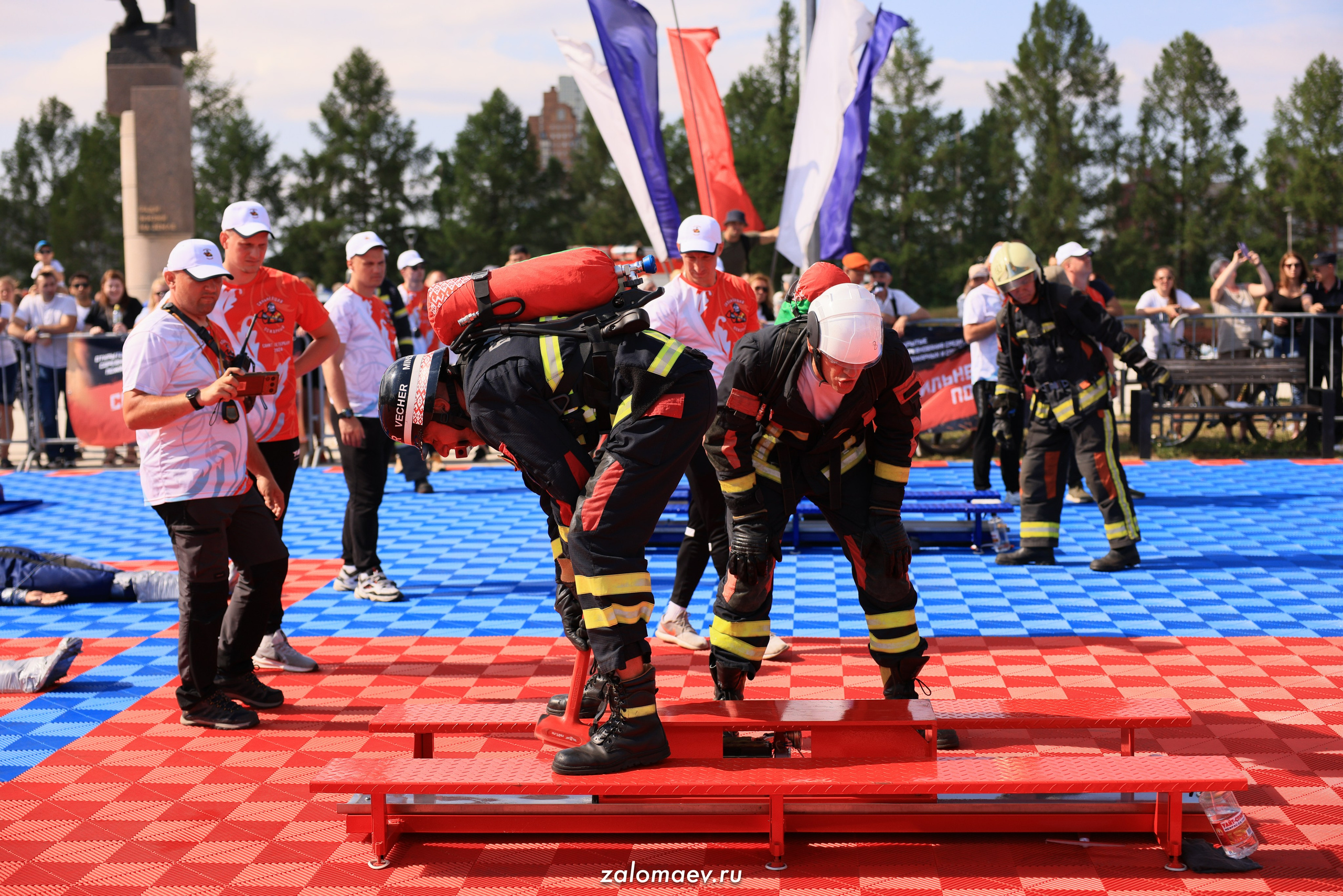 Сильнейший пожарный. Фотограф Александр Заломаев