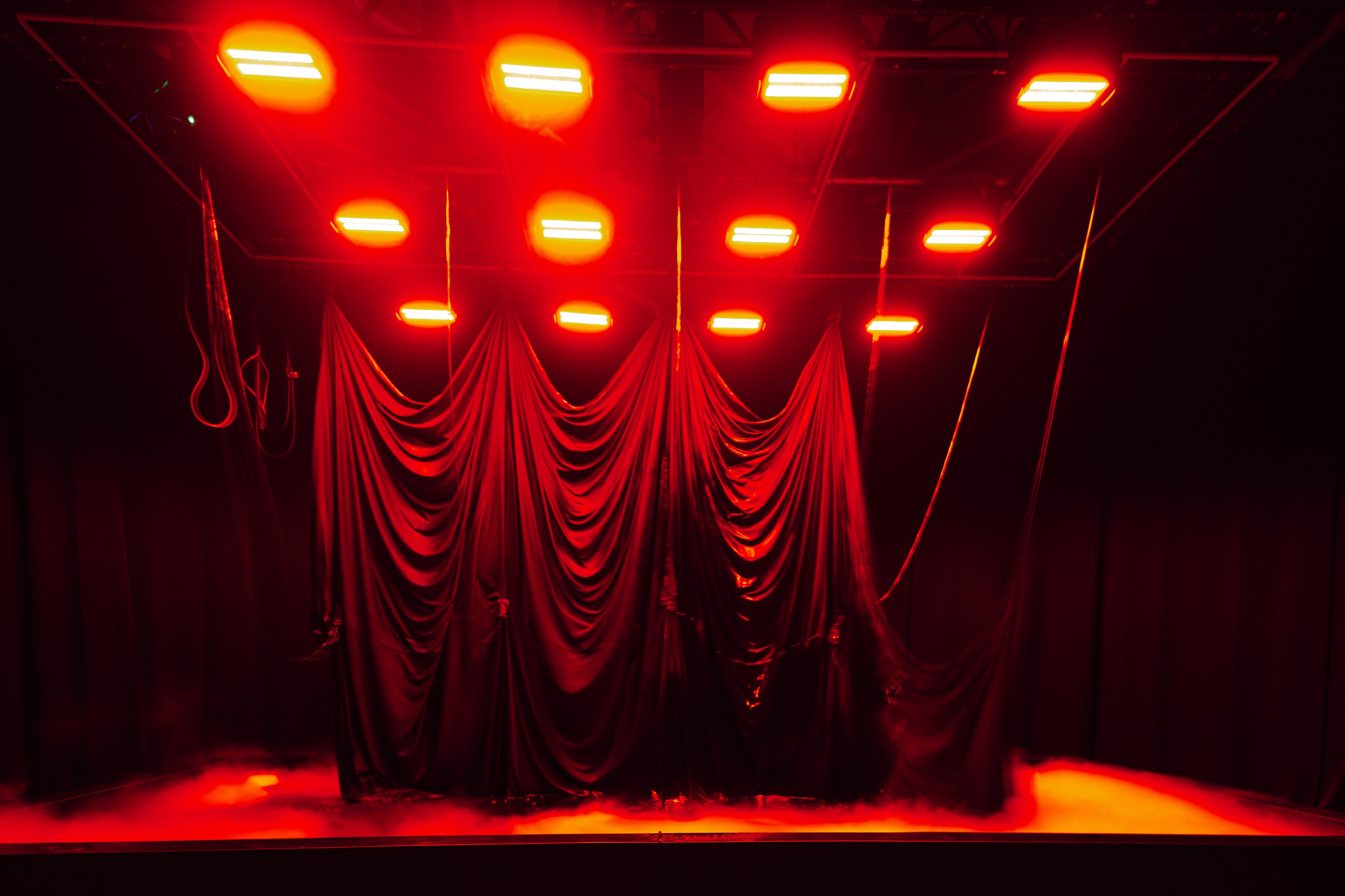 INTERVALS.EXHIBITION. @tomrus: Рустам Шагиморданов — фотограф