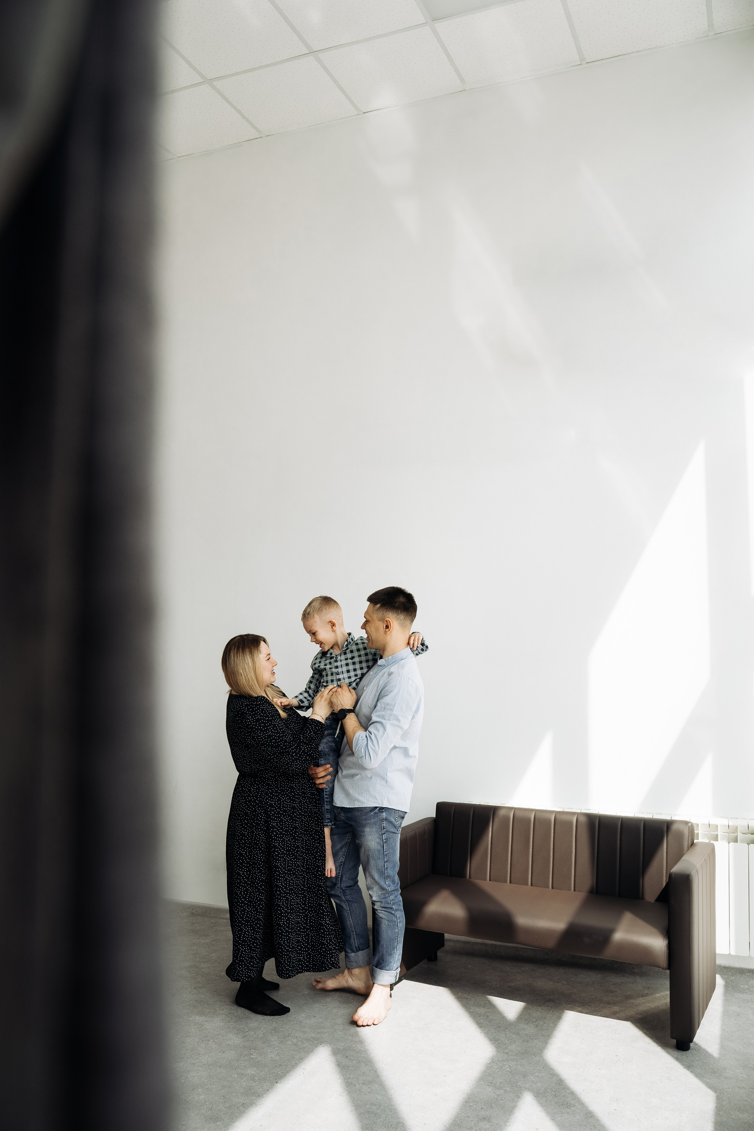 Вдвоём хорошо, но втроём. Моменты и истории о вас настоящих