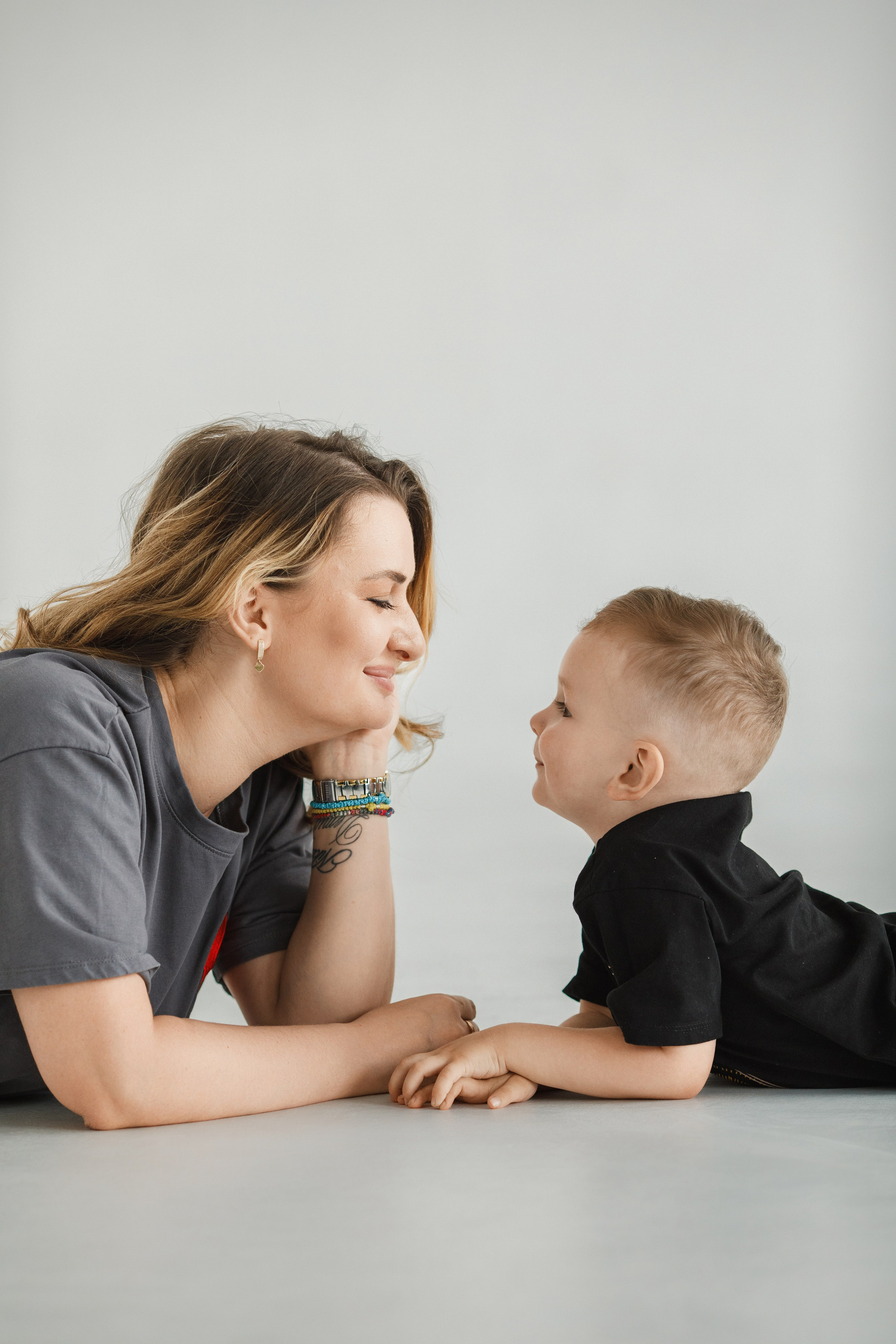 Семейная фотосессия с бенто-тортом. Фотограф во Владикавказе Юрий Геворгизов