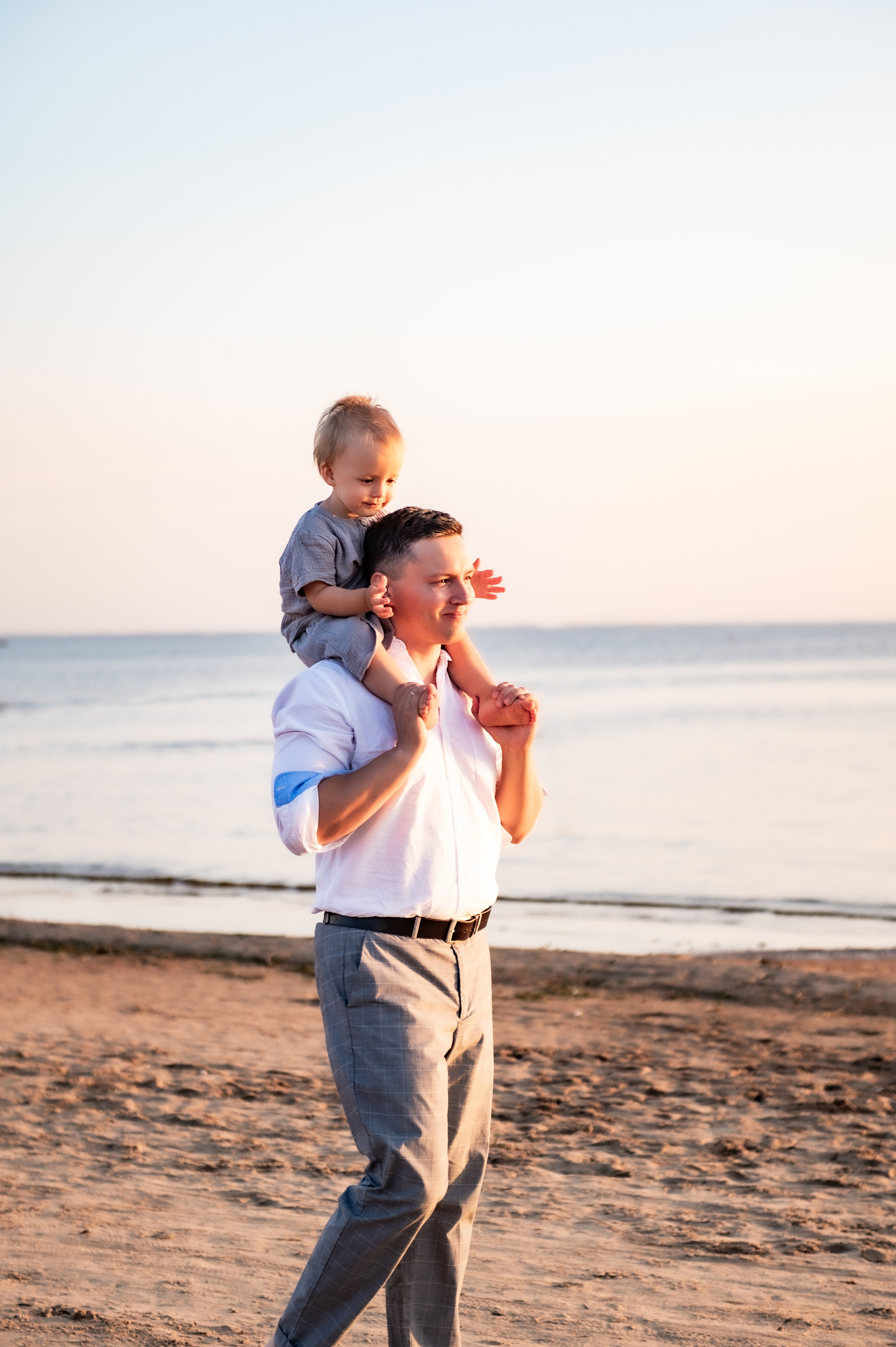 Семейная съемка на пляже. Свадебный и семейный фотограф в Санкт-Петербурге — Мария Черепанова