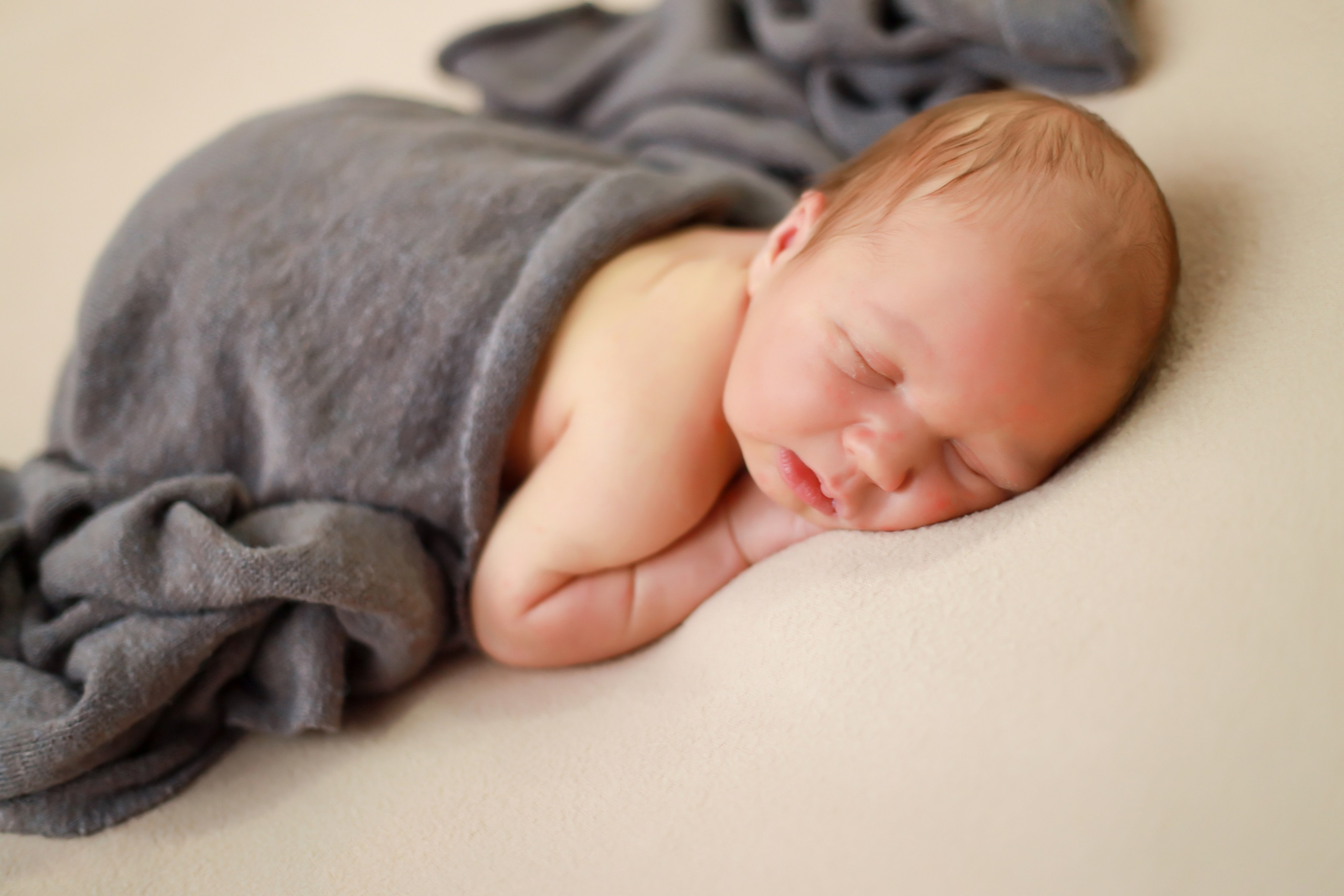 Ньюборн съёмка в студии. Семейный и Детский фотограф в Краснодаре Дарья Насаченко