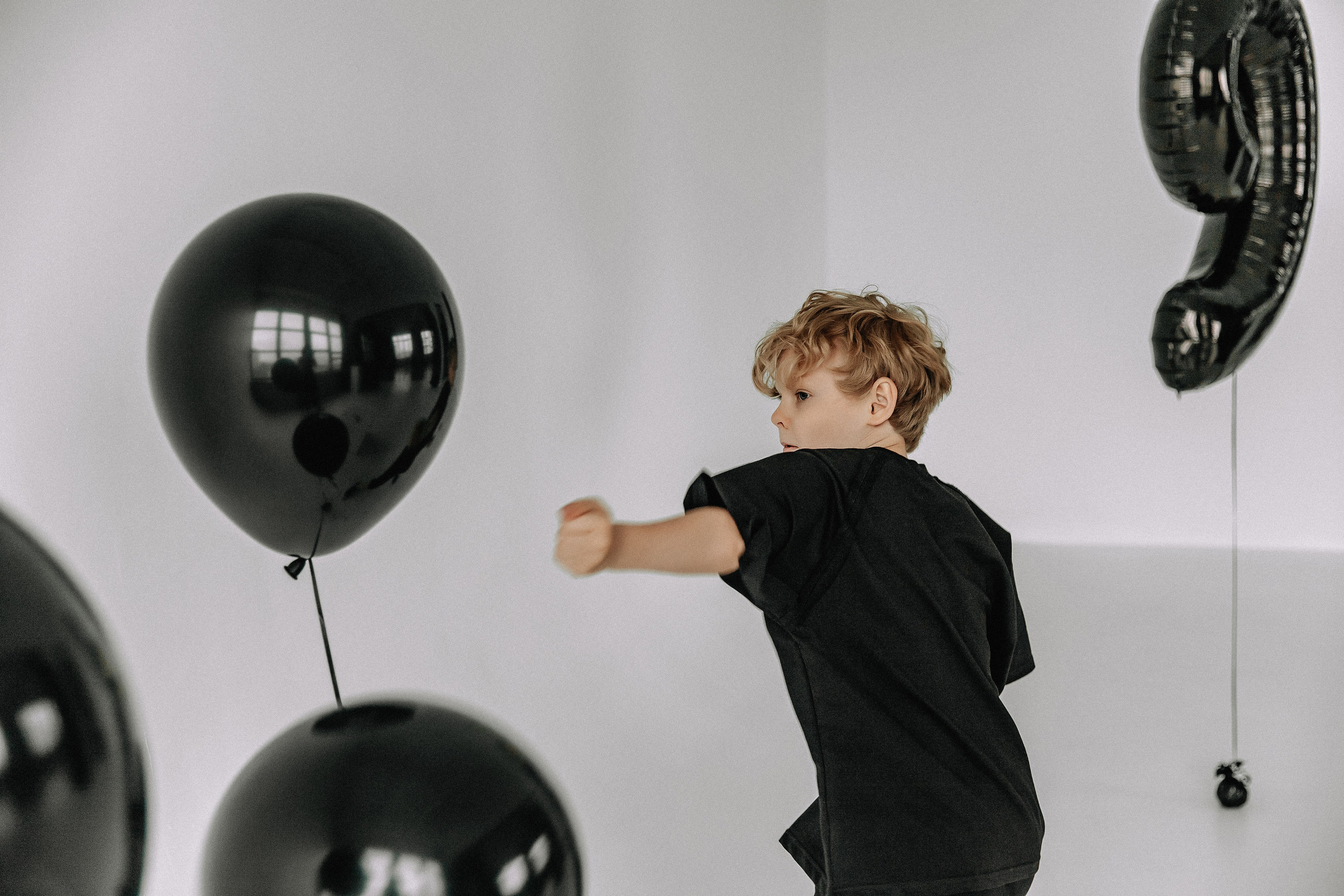 День рождения Black style. Детский и семейный фотограф в Красноярске Юлия Бирюкова