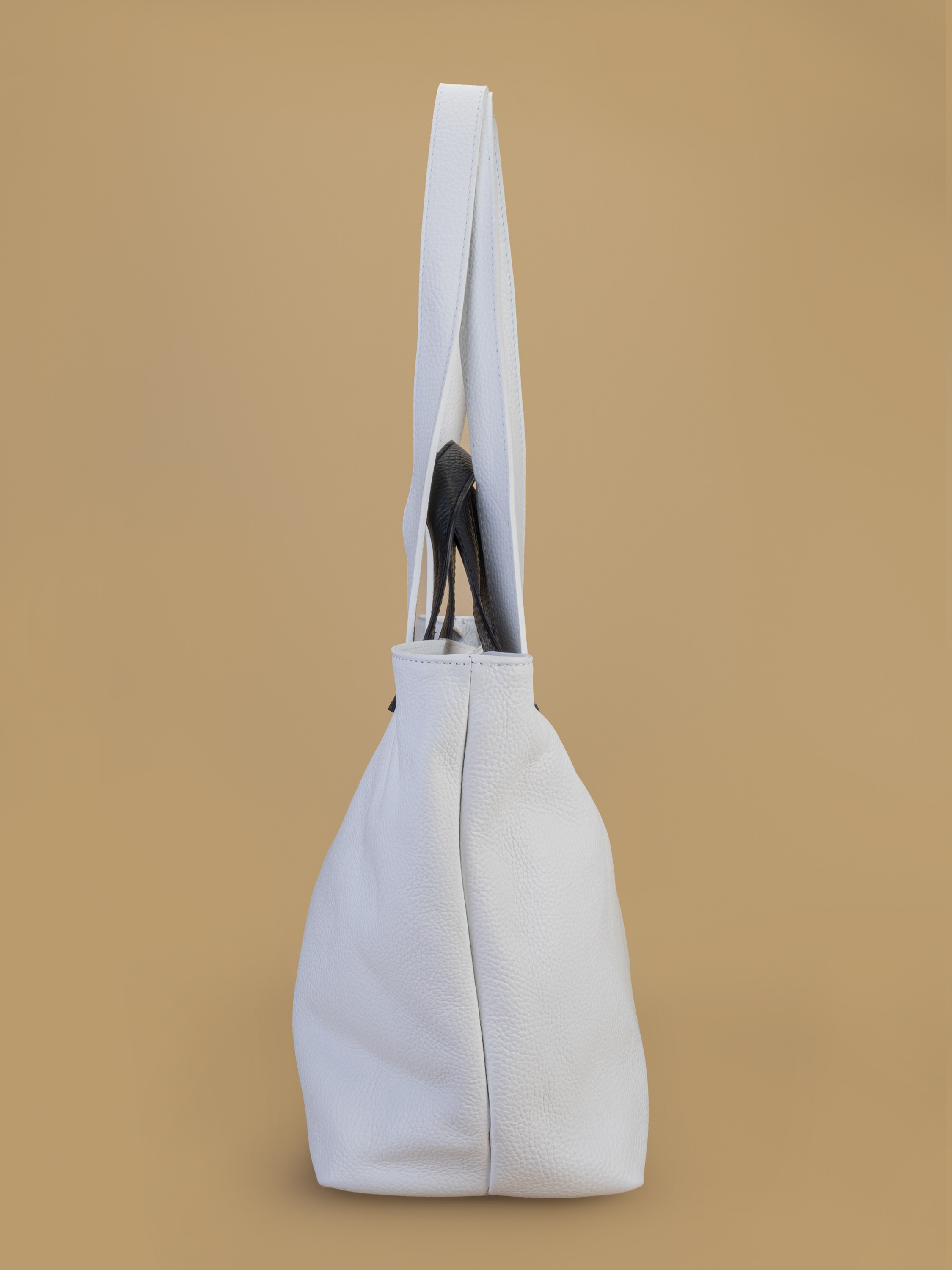 Предметная съёмка для маркетплейсов | Сумки. Предметный фотограф в Симферополе Антон Катунин