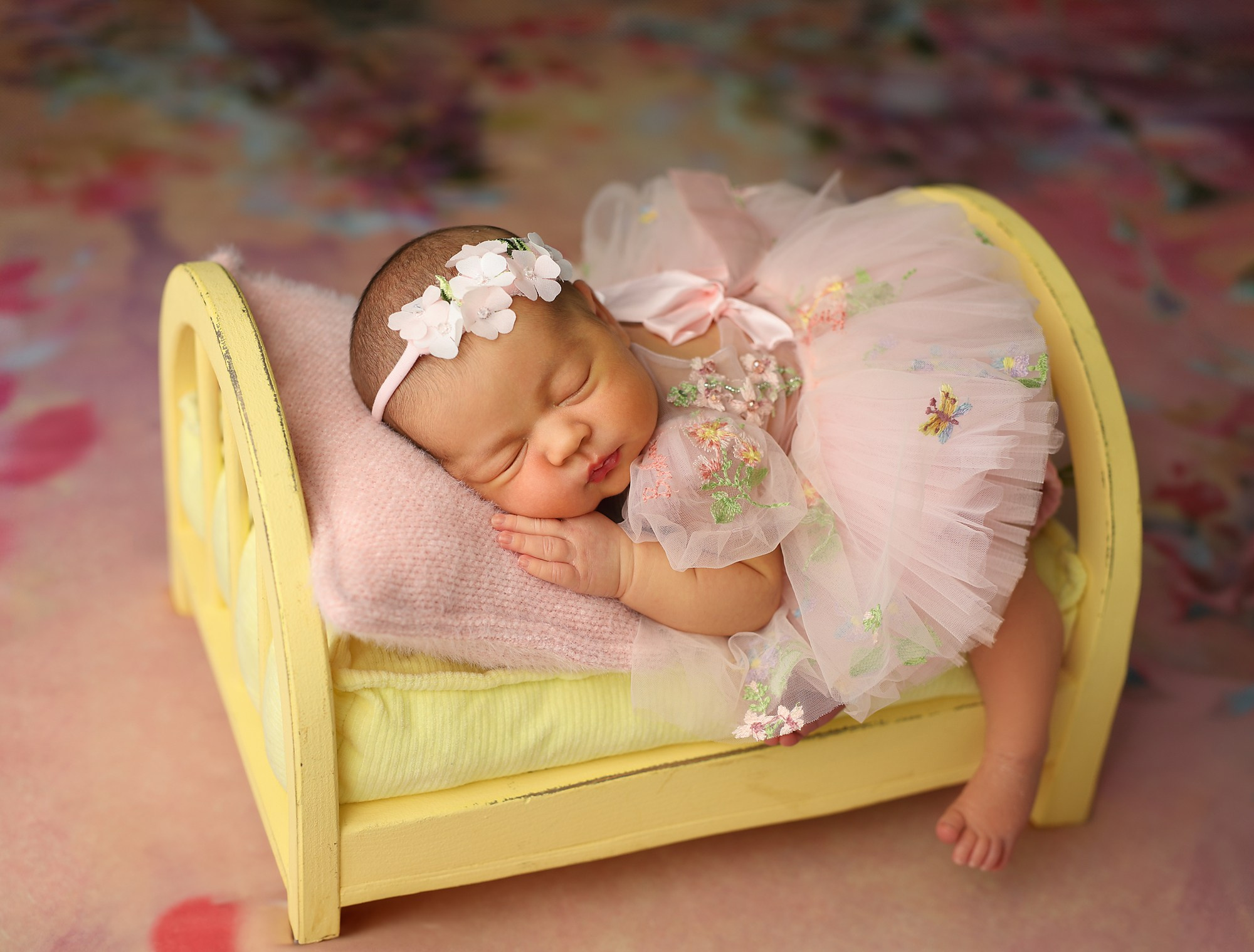 Newborn. Фотограф новорождённых в Казани Нейля Гильмутдинова ньюборн