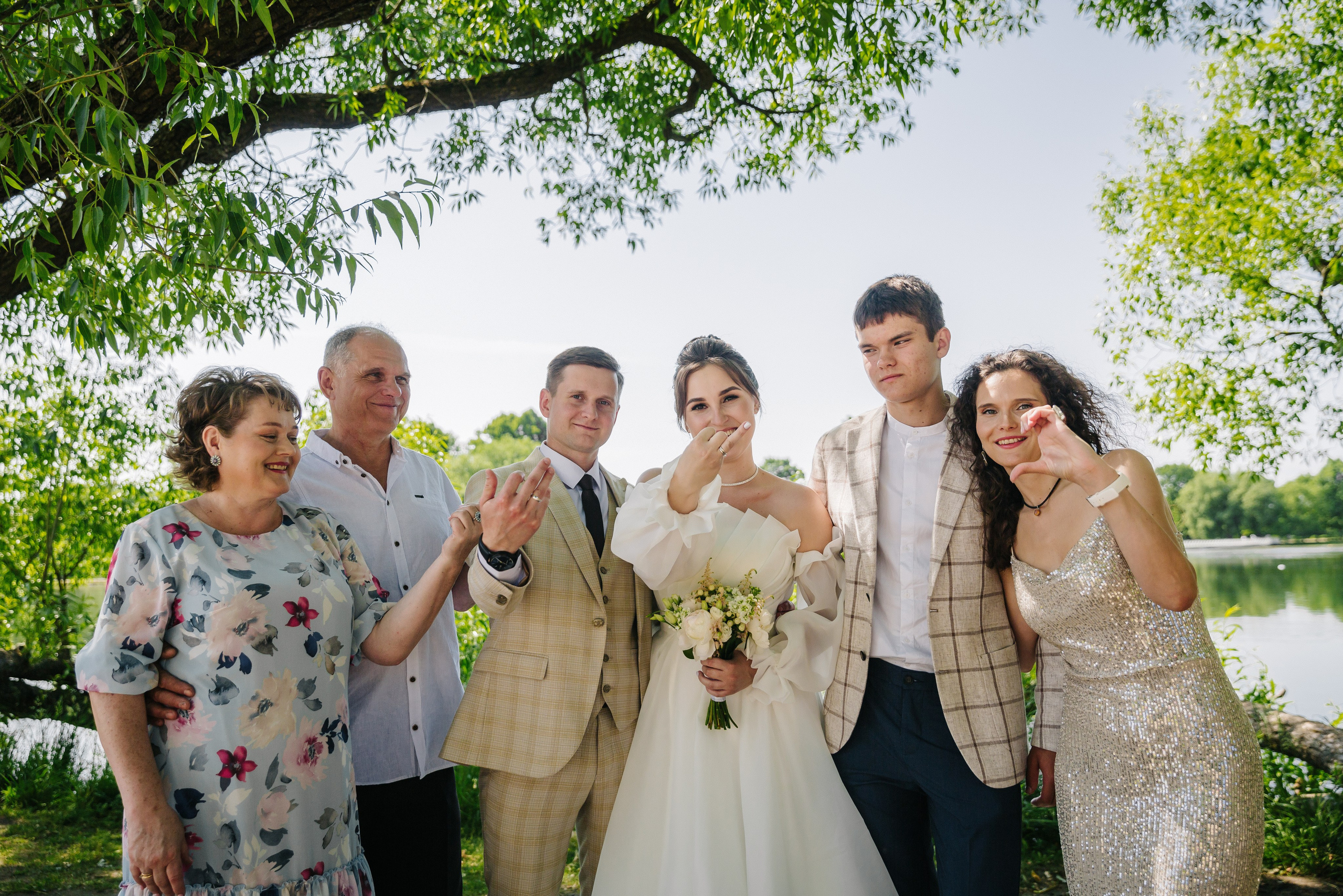 ДВОРЕЦ № 4 Петергоф | Июль, Нижний парк. Свадебный фотограф в Санкт-Петербурге Полина Корзухина