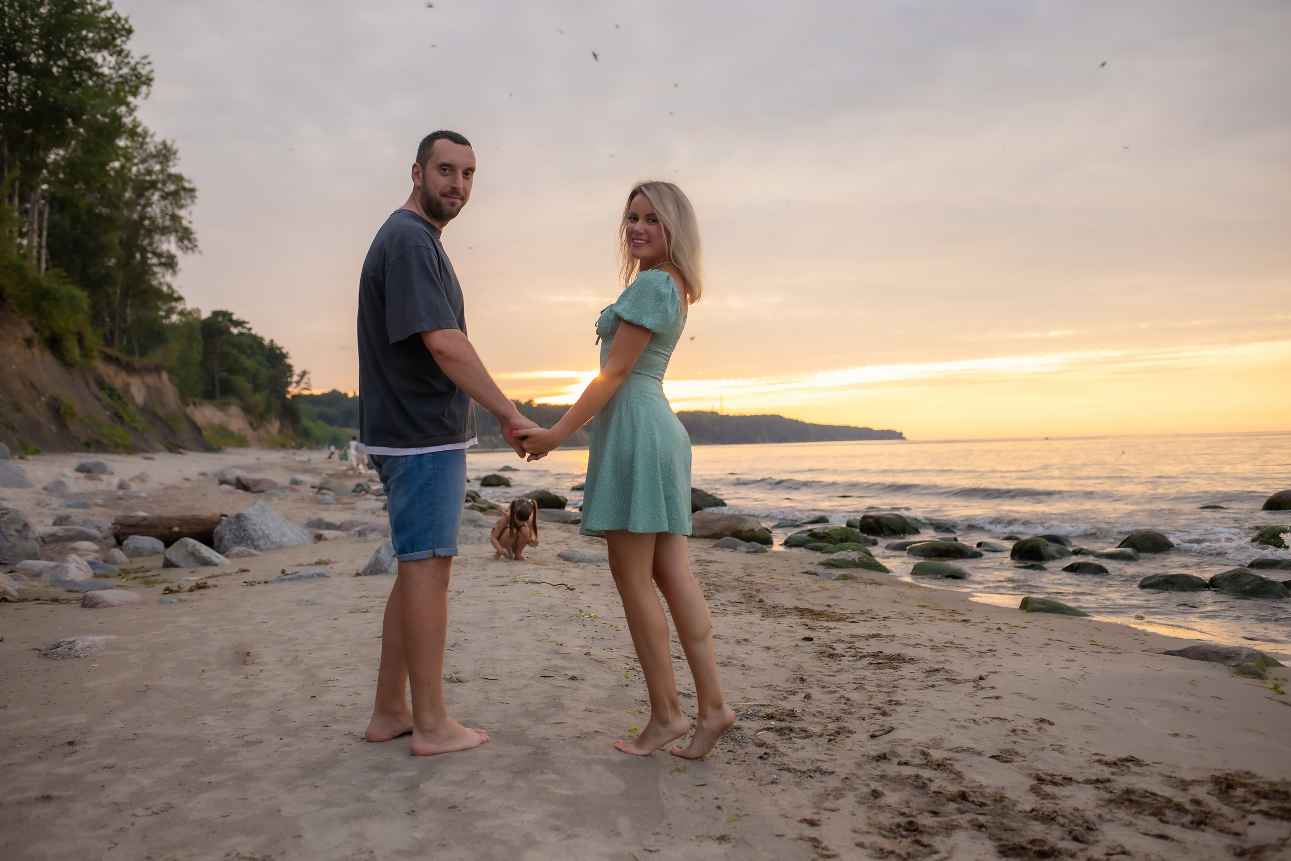Есеня, Леня и Аня. Закат в Куликово. Фотограф в Калининграде Решетникова Алина