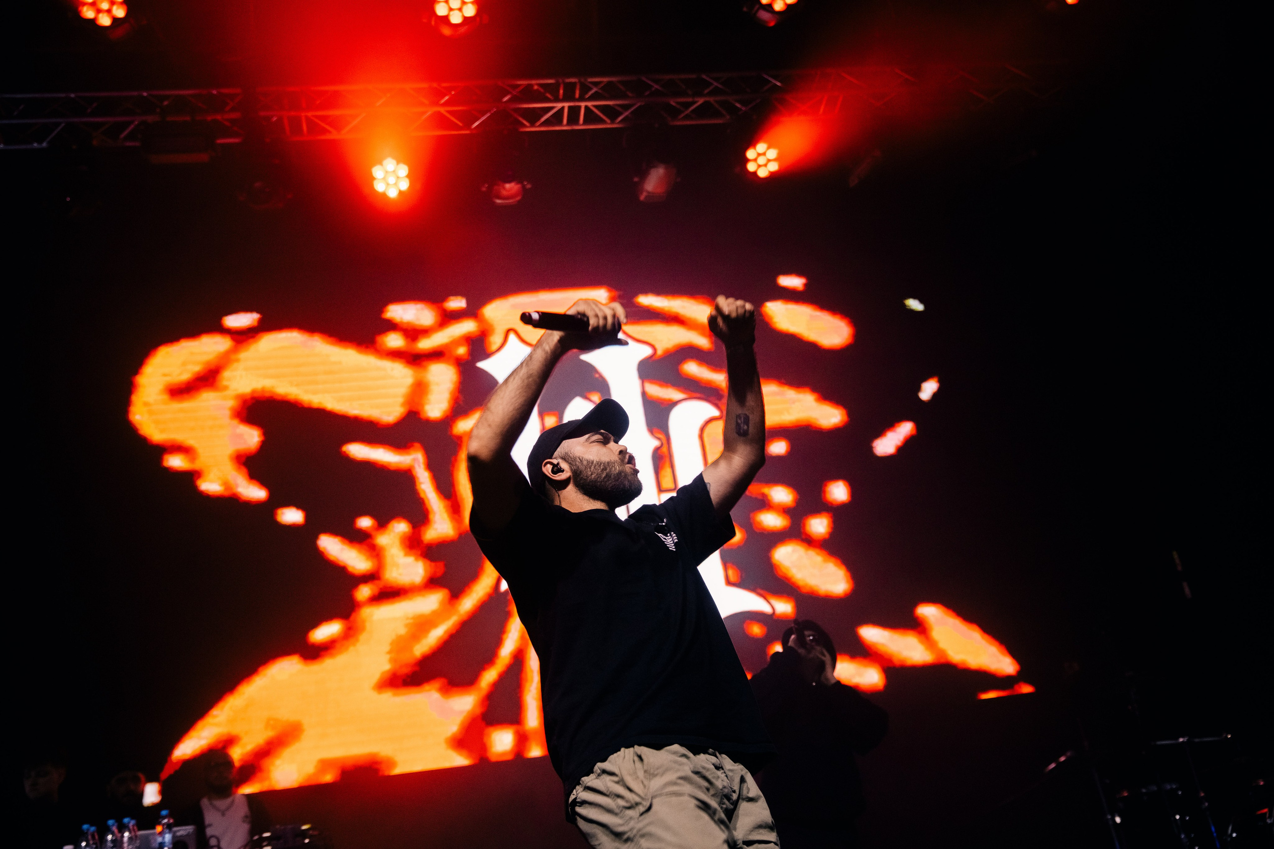 JEEMBO | TVETH. PASHAHARCE PHOTOGRAPHER & VIDEOGRAPHER