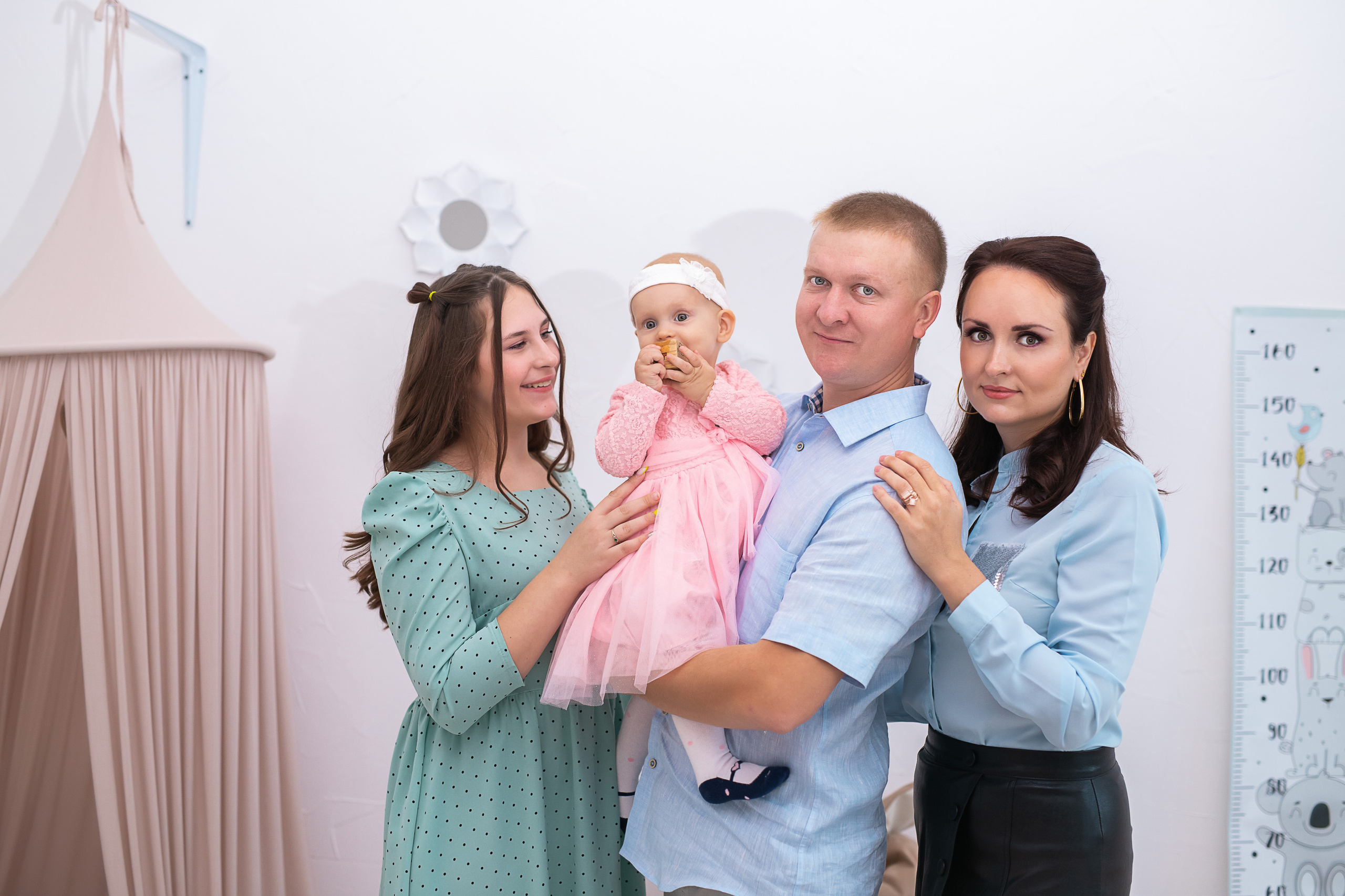 Семья Виктории. Фотограф Ногинск Электросталь Наталья Осетрова