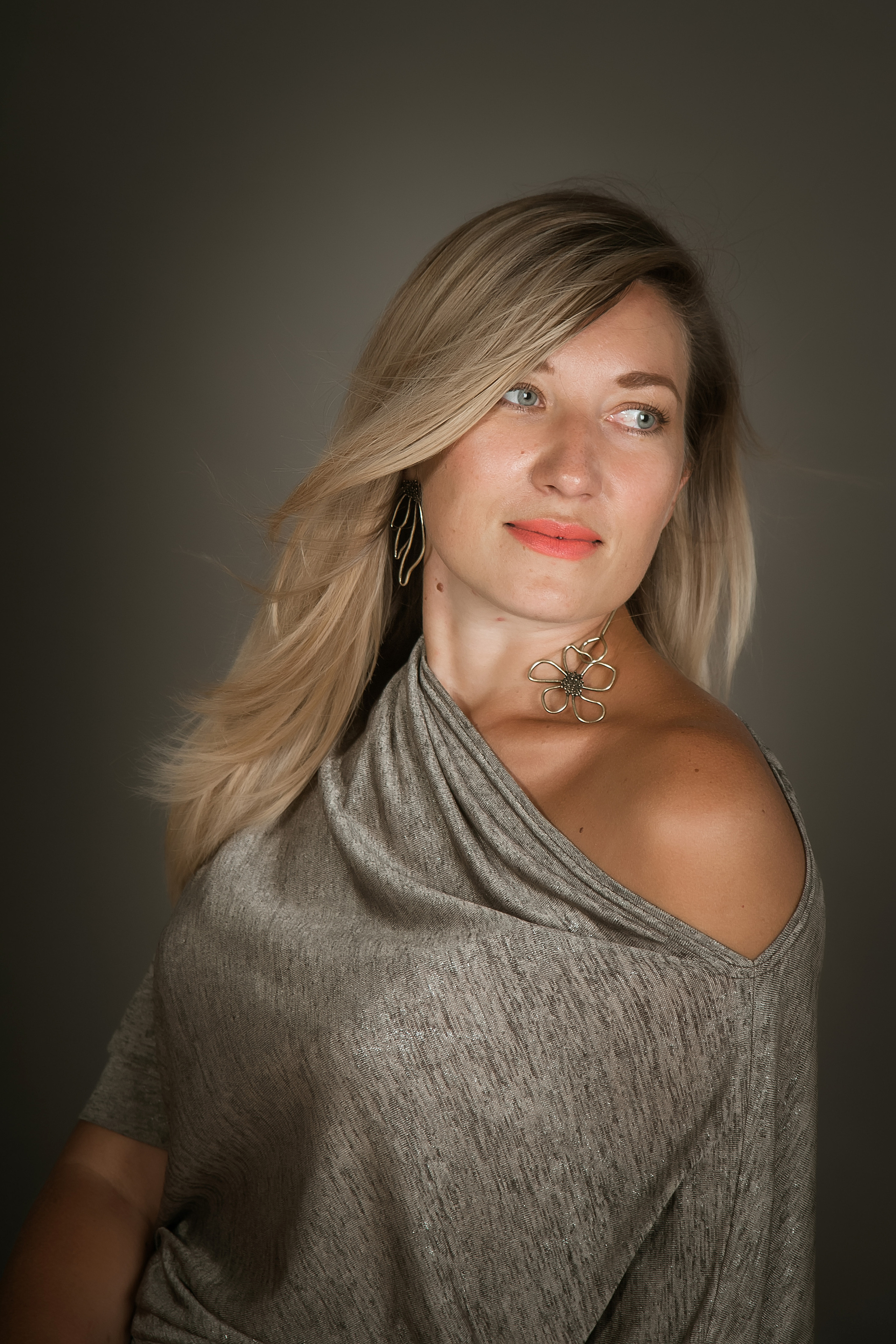 Надия. Фотограф Ногинск Электросталь Наталья Осетрова