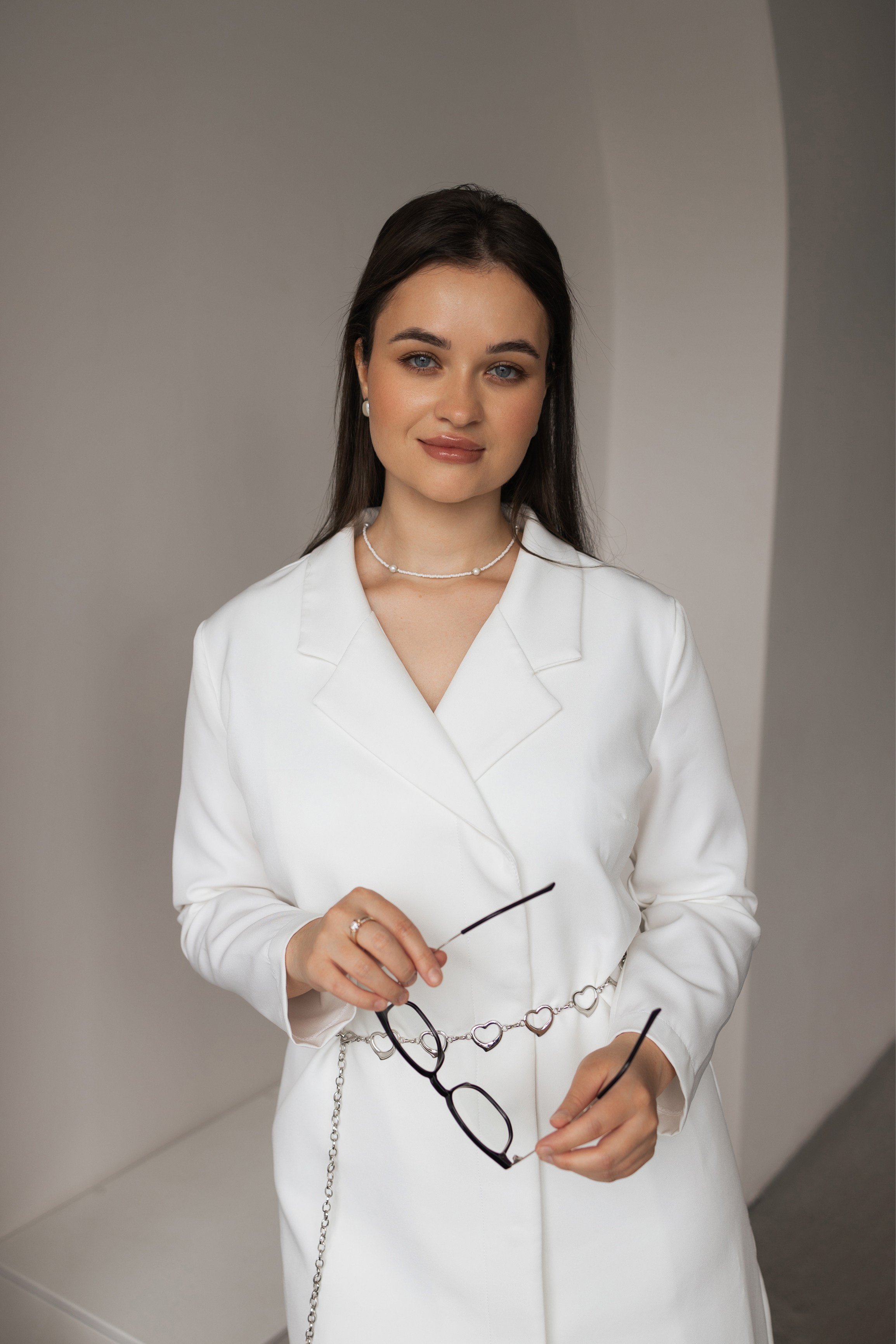 Деловой портрет. Портретный фотограф СПб, женский фотограф, минимализм и эстетика