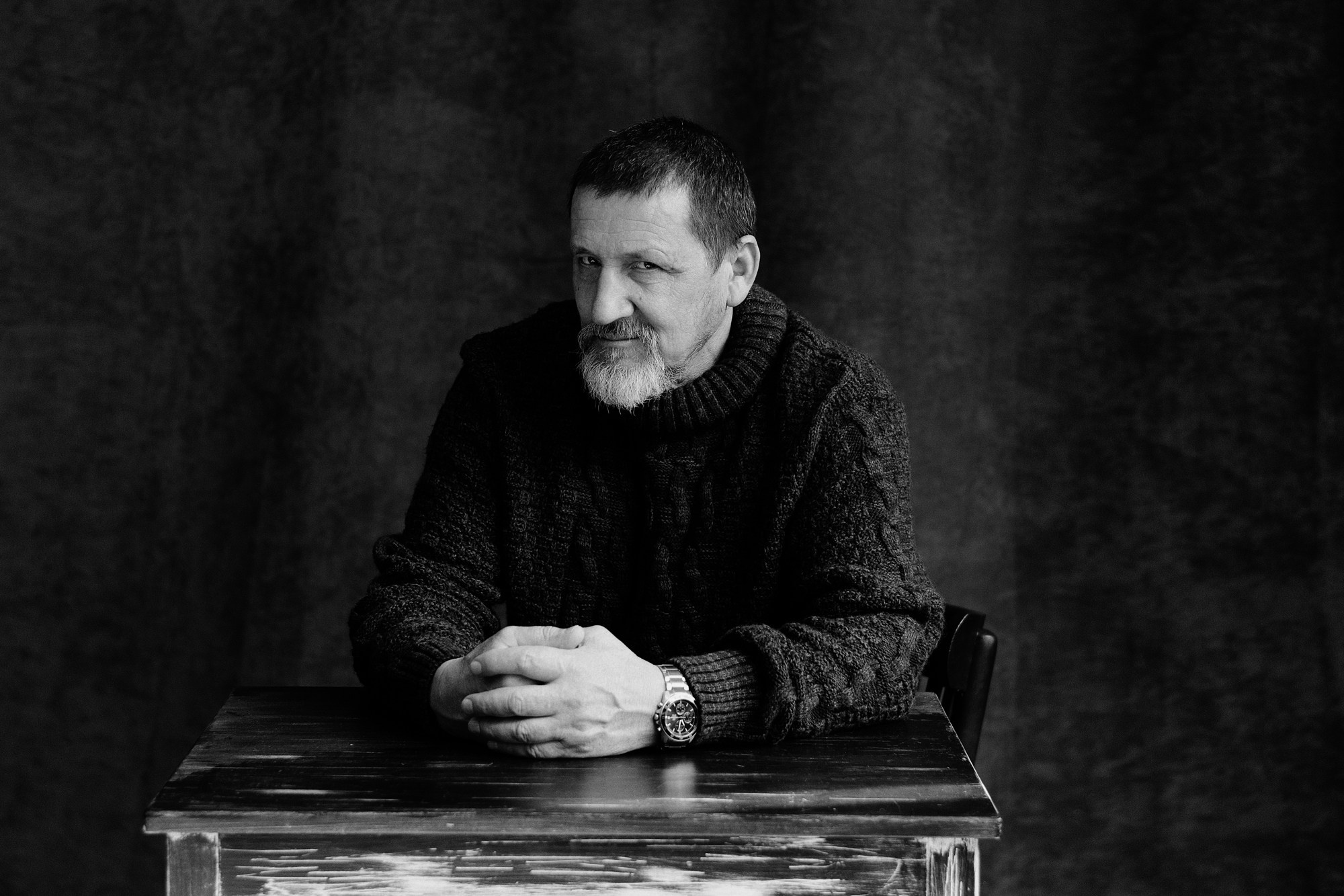 Фотосессия для папы в подарок: Мужской портрет в студии Тюмень. Портретный фотограф Тюмень Дарья Мустафина