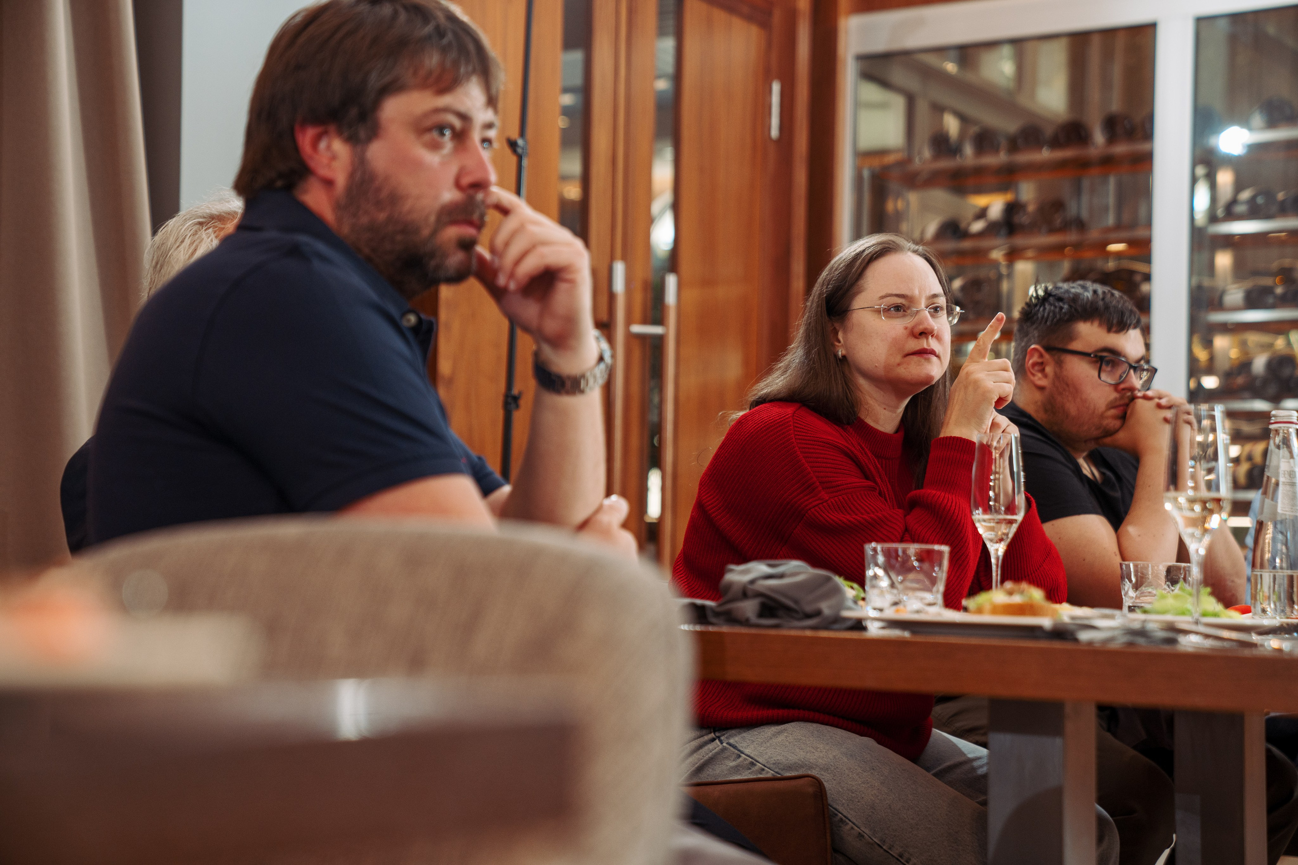 Фотосъемка делового обеда и презентации для инвесторов. Саша Потапкин Фотограф. Сочи, Екатеринбург, Москва